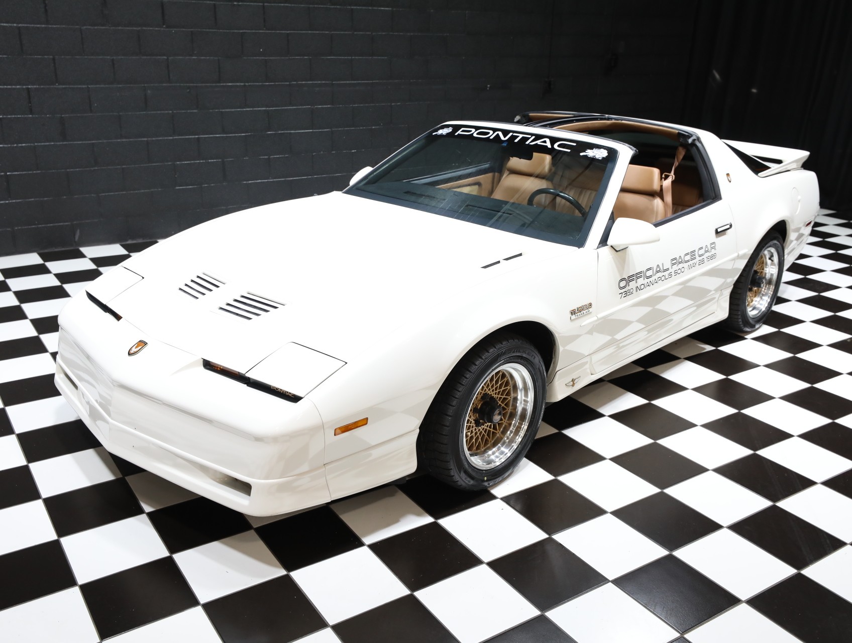 1989 Pontiac Firebird 11