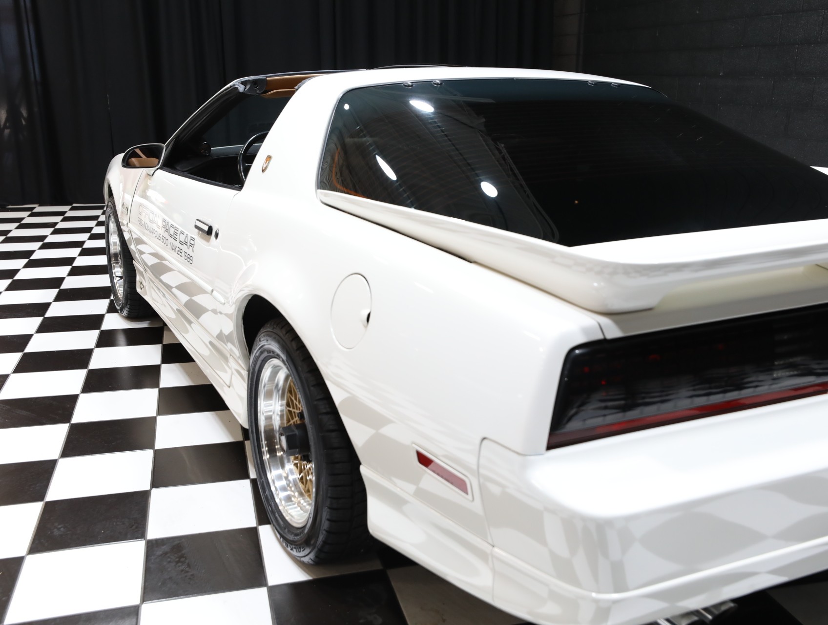 1989 Pontiac Firebird 35