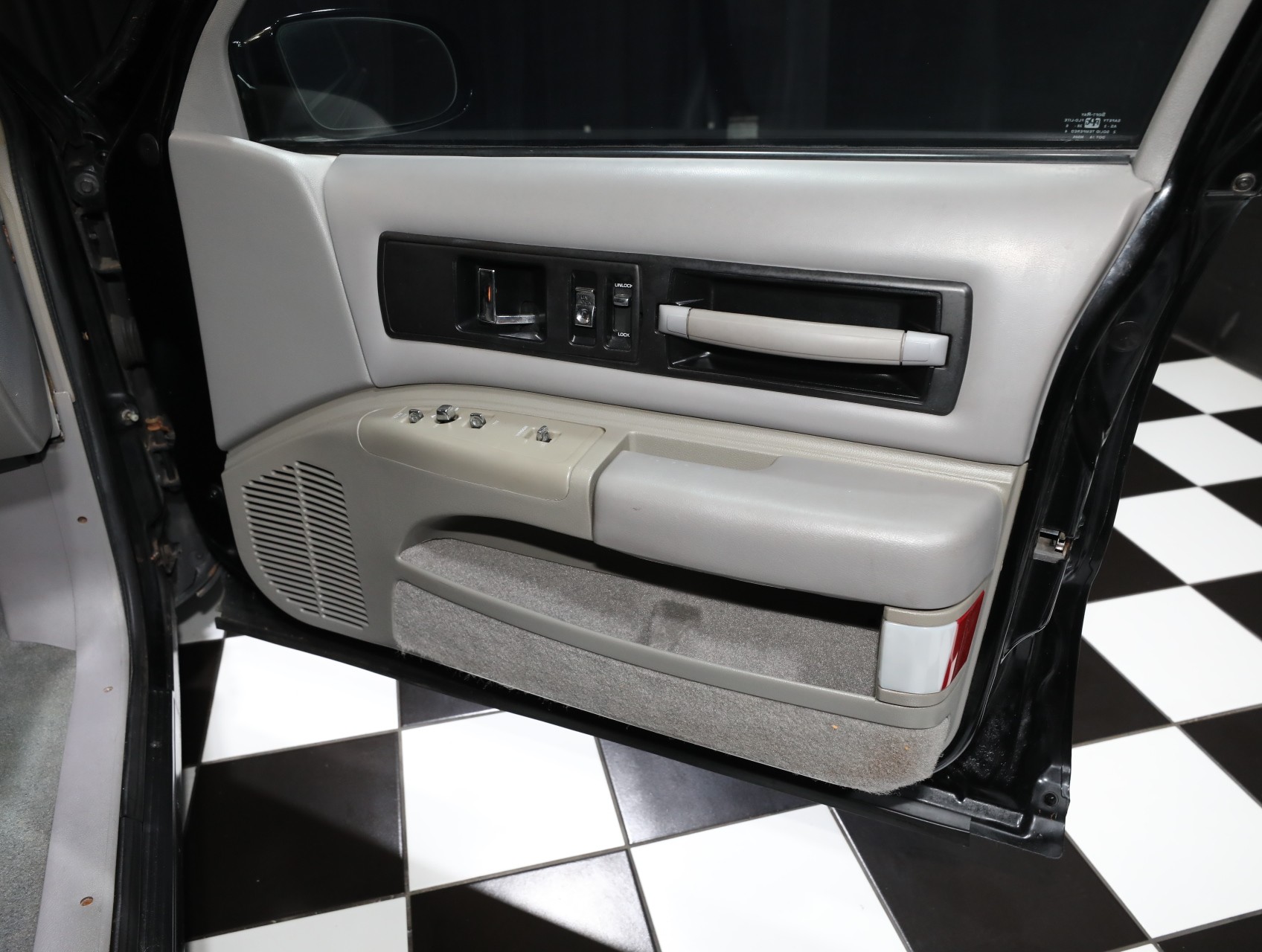 1996 Chevrolet Impala 34