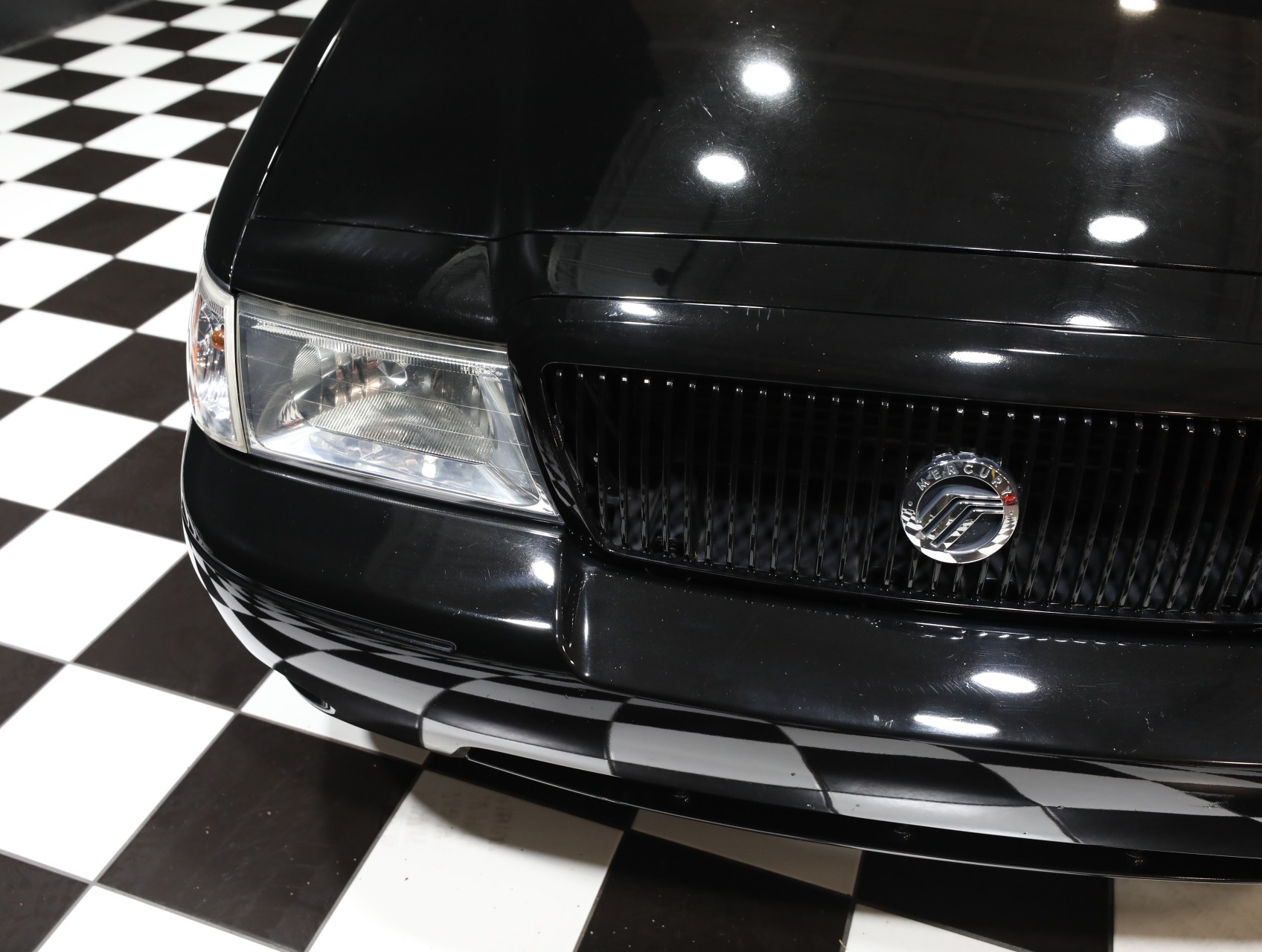 2004 Mercury Marauder 11