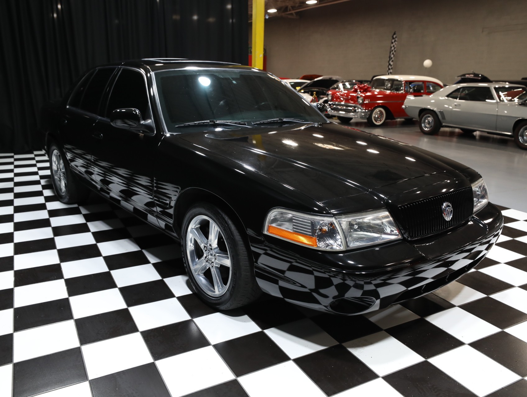 2004 Mercury Marauder 12