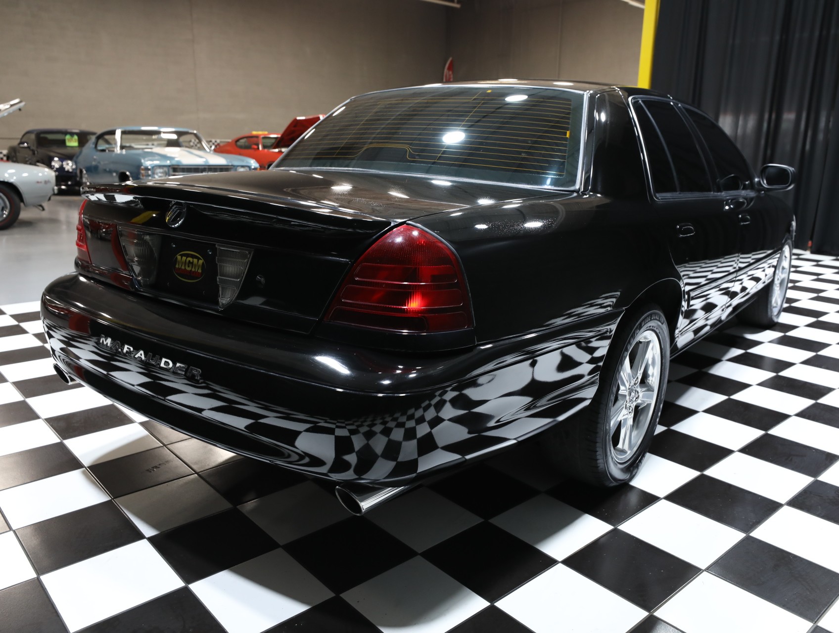2004 Mercury Marauder 16
