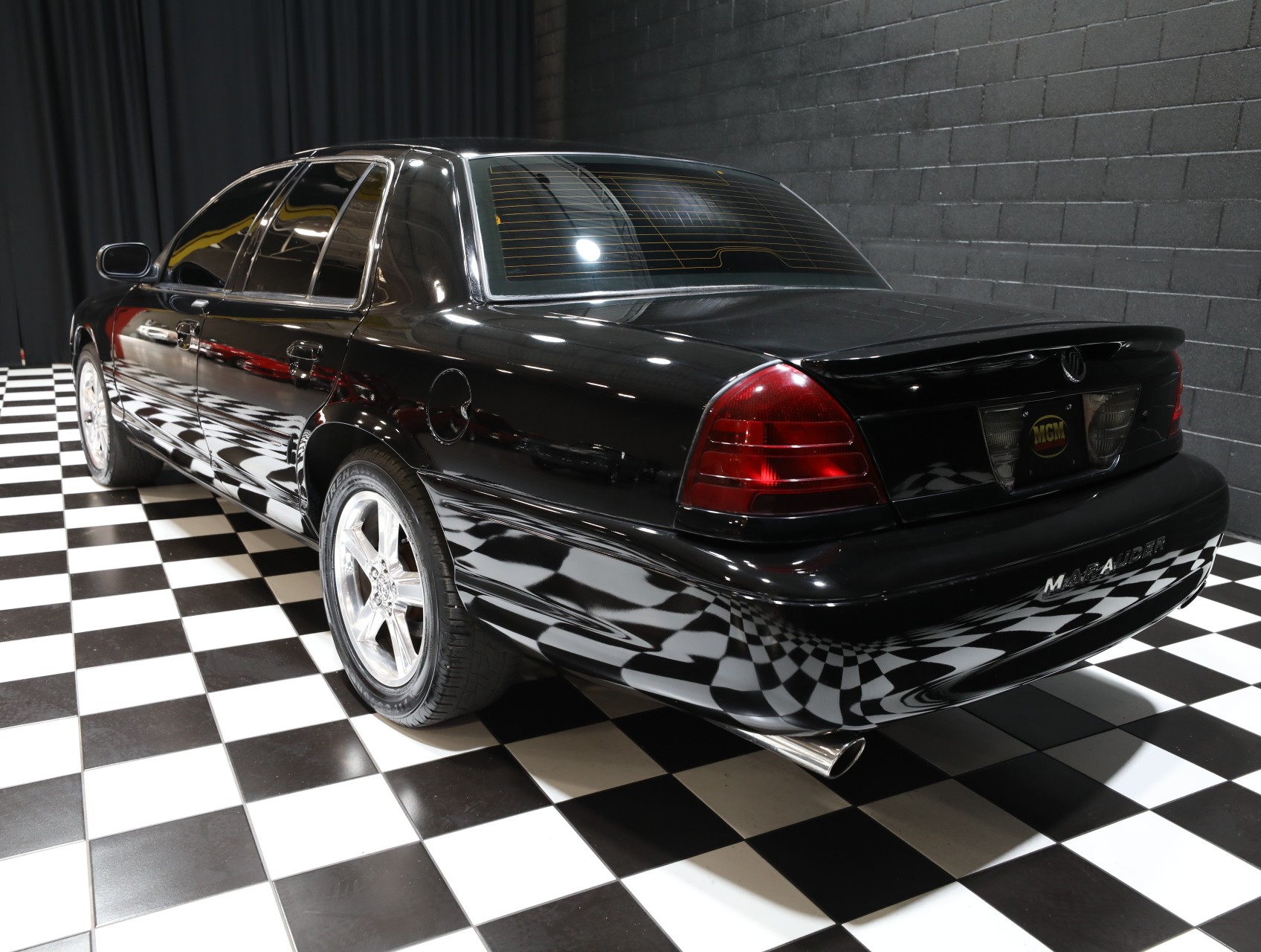 2004 Mercury Marauder 19
