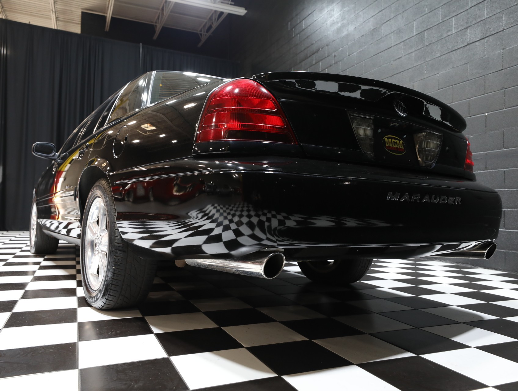 2004 Mercury Marauder 21