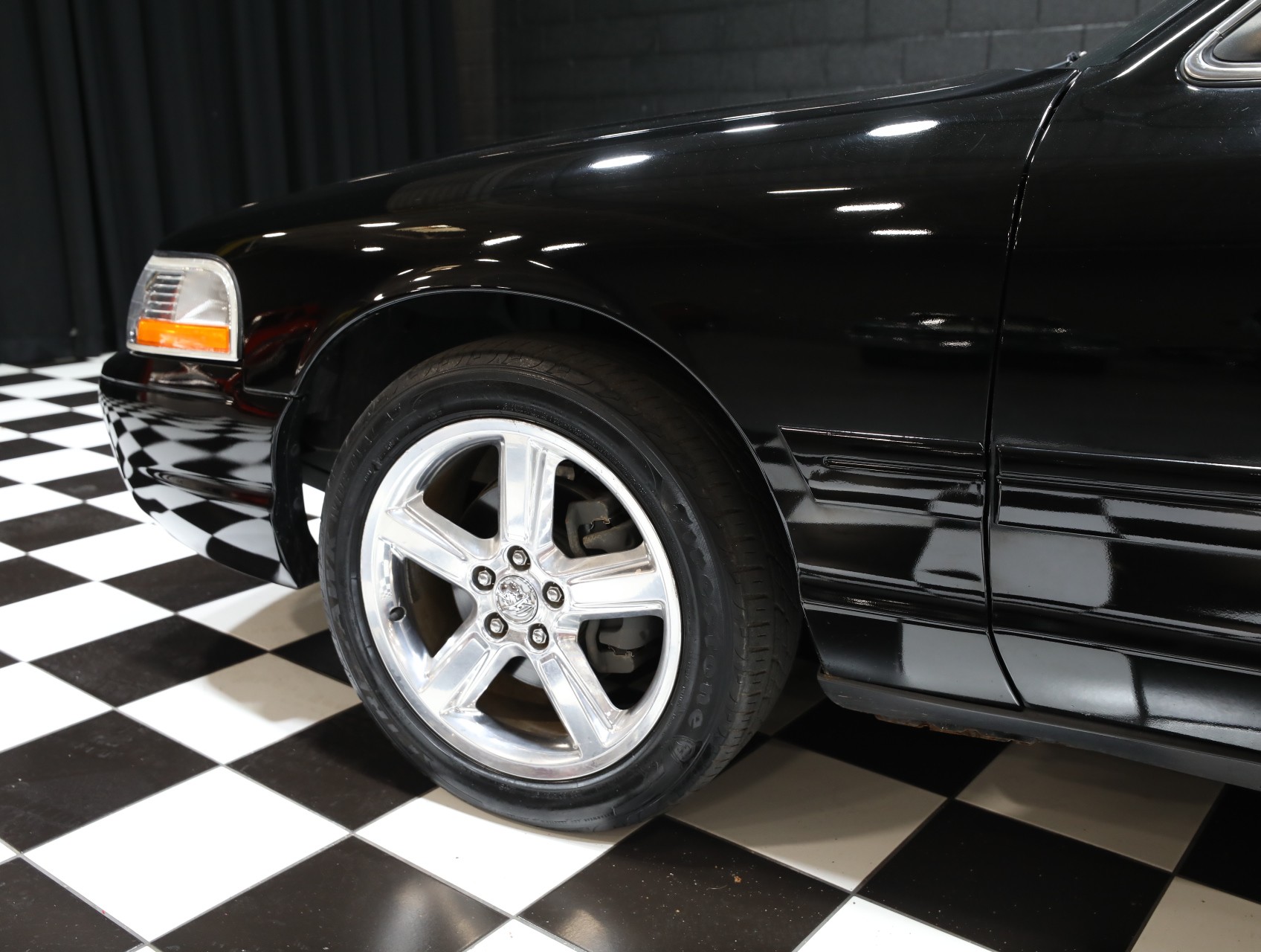 2004 Mercury Marauder 24