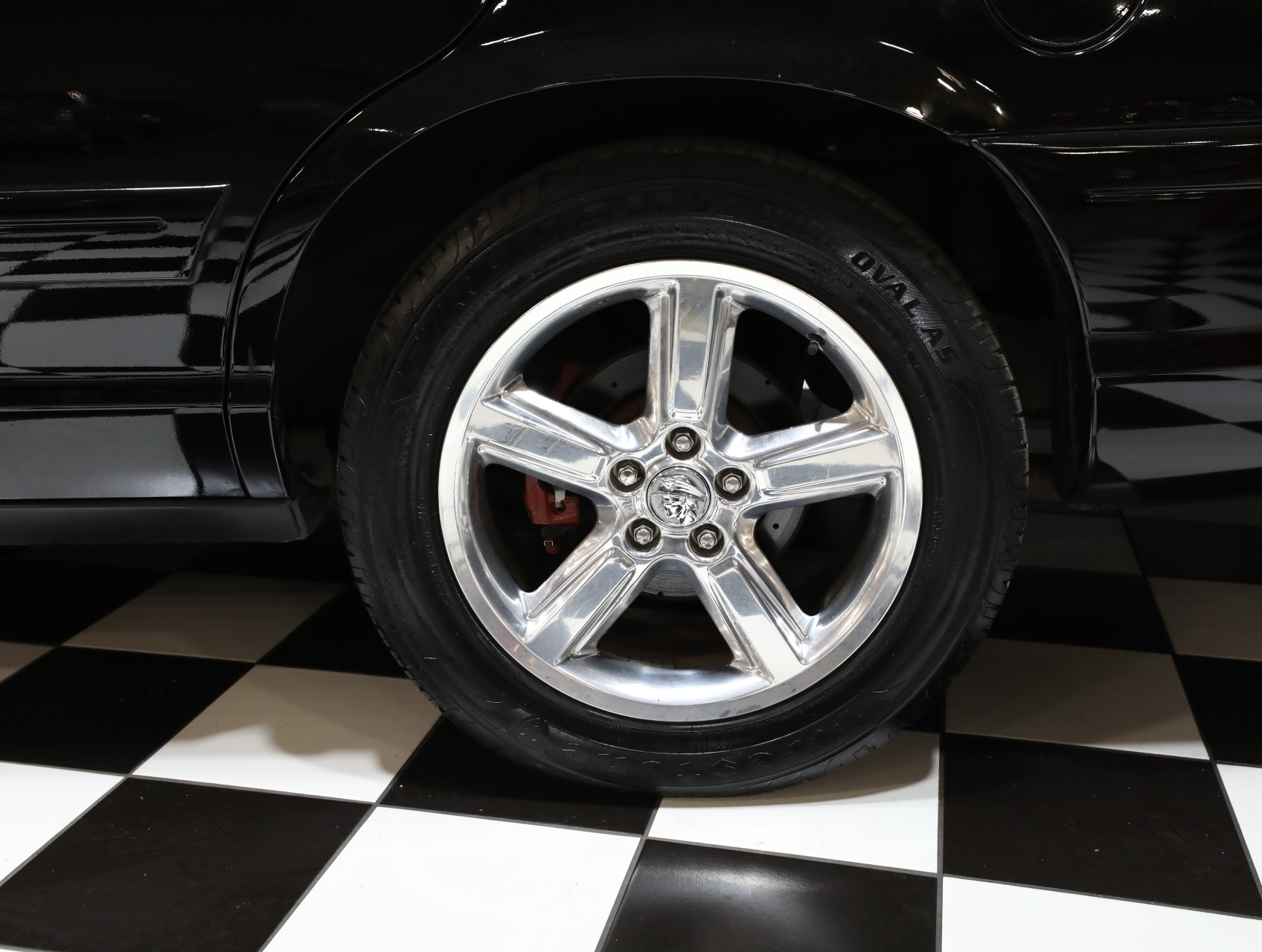2004 Mercury Marauder 25