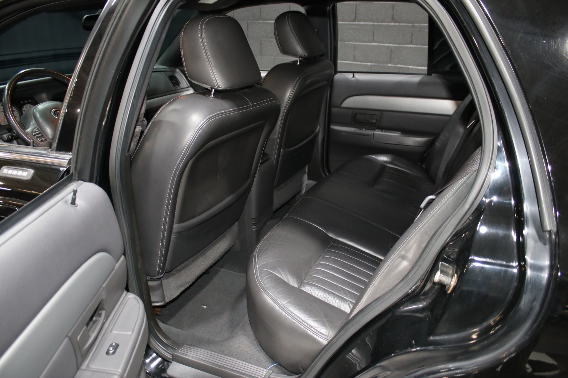 2004 Mercury Marauder 40