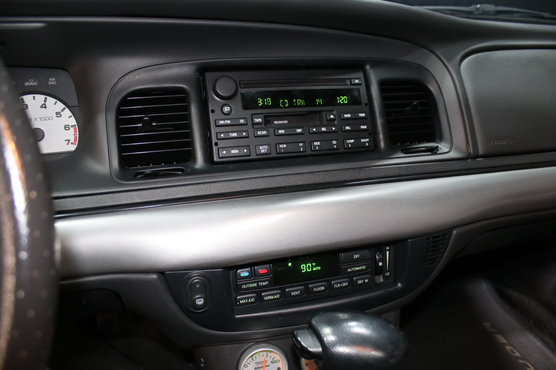 2004 Mercury Marauder 51