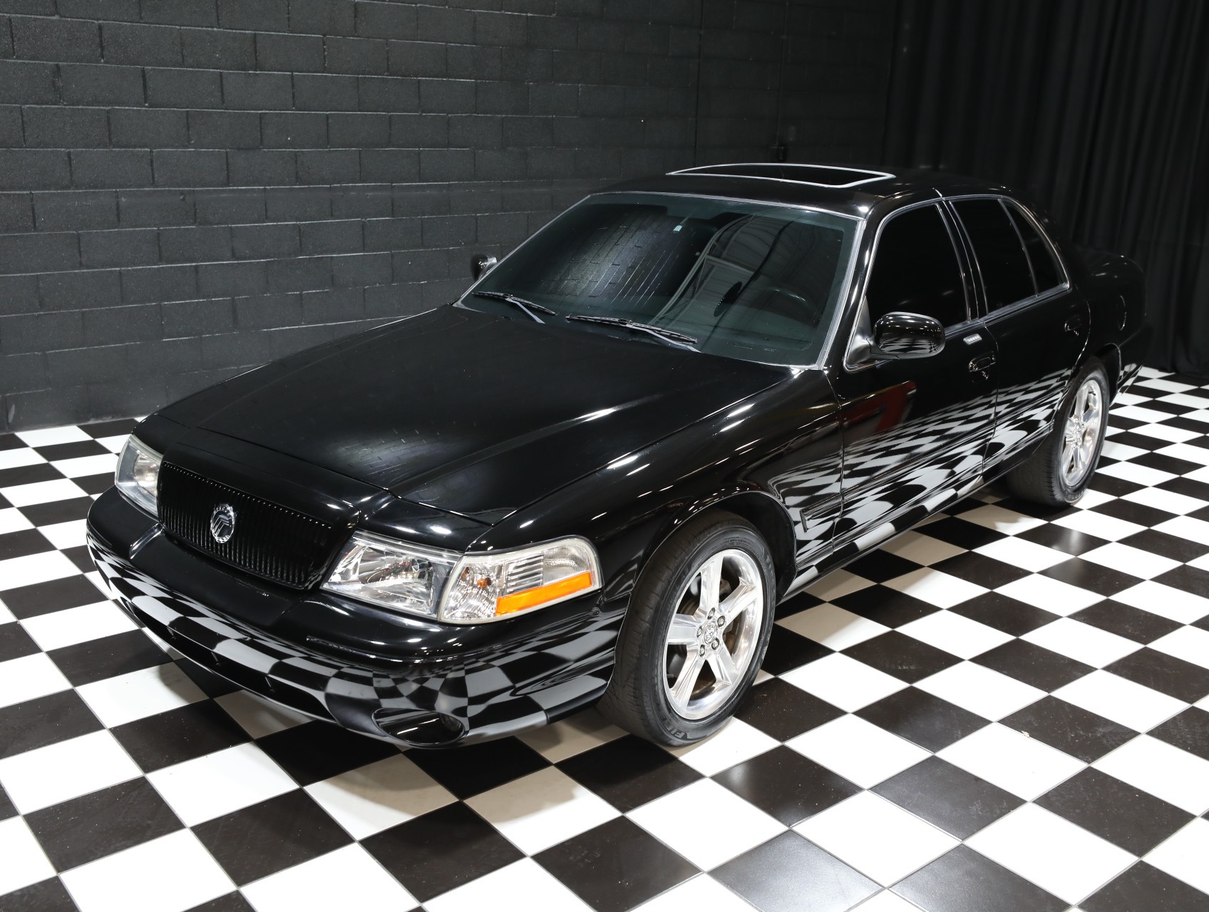 2004 Mercury Marauder 6