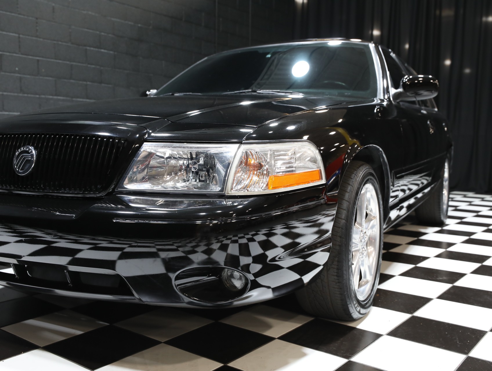 2004 Mercury Marauder 9