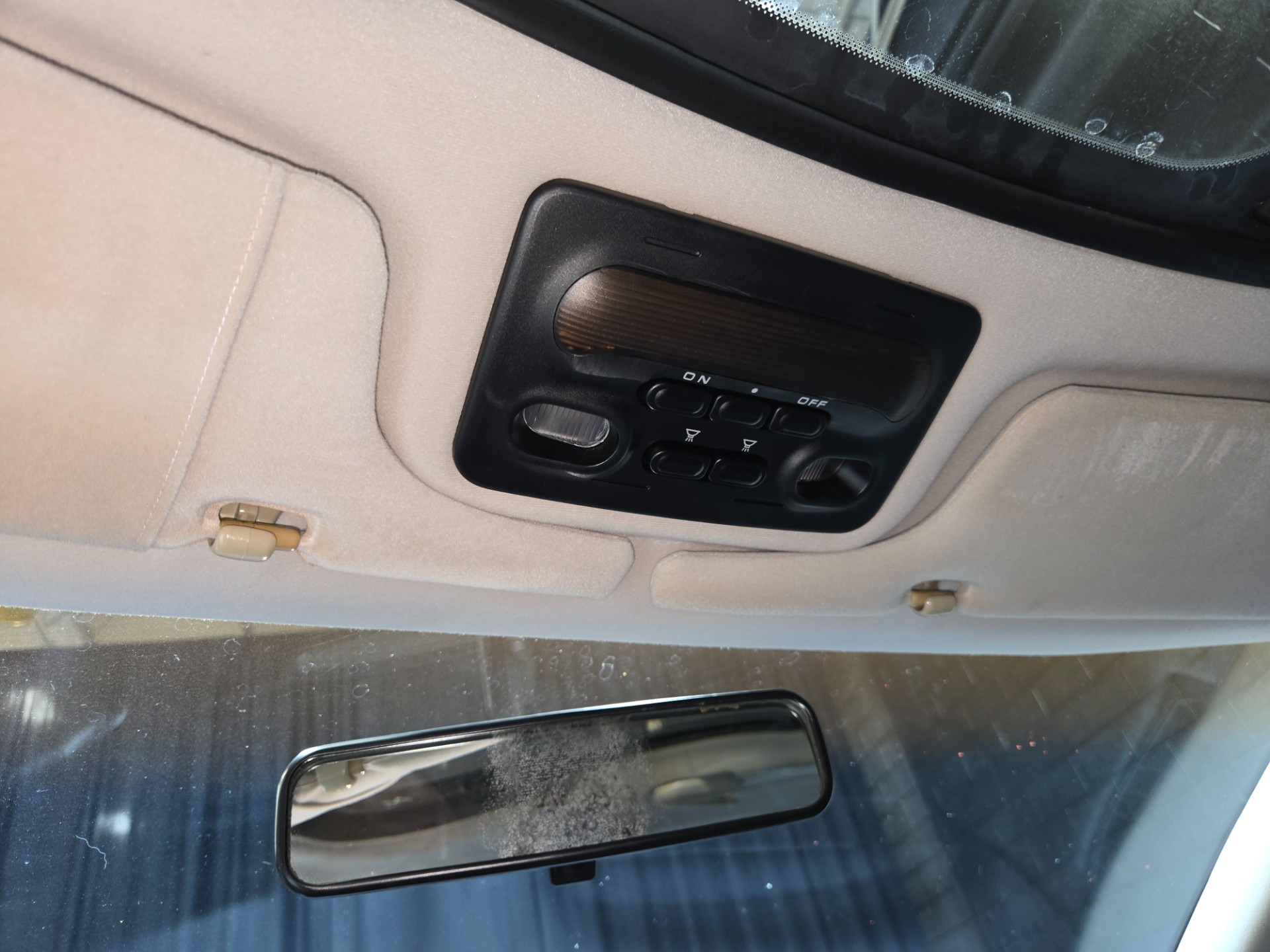 1992 Dodge Stealth 102