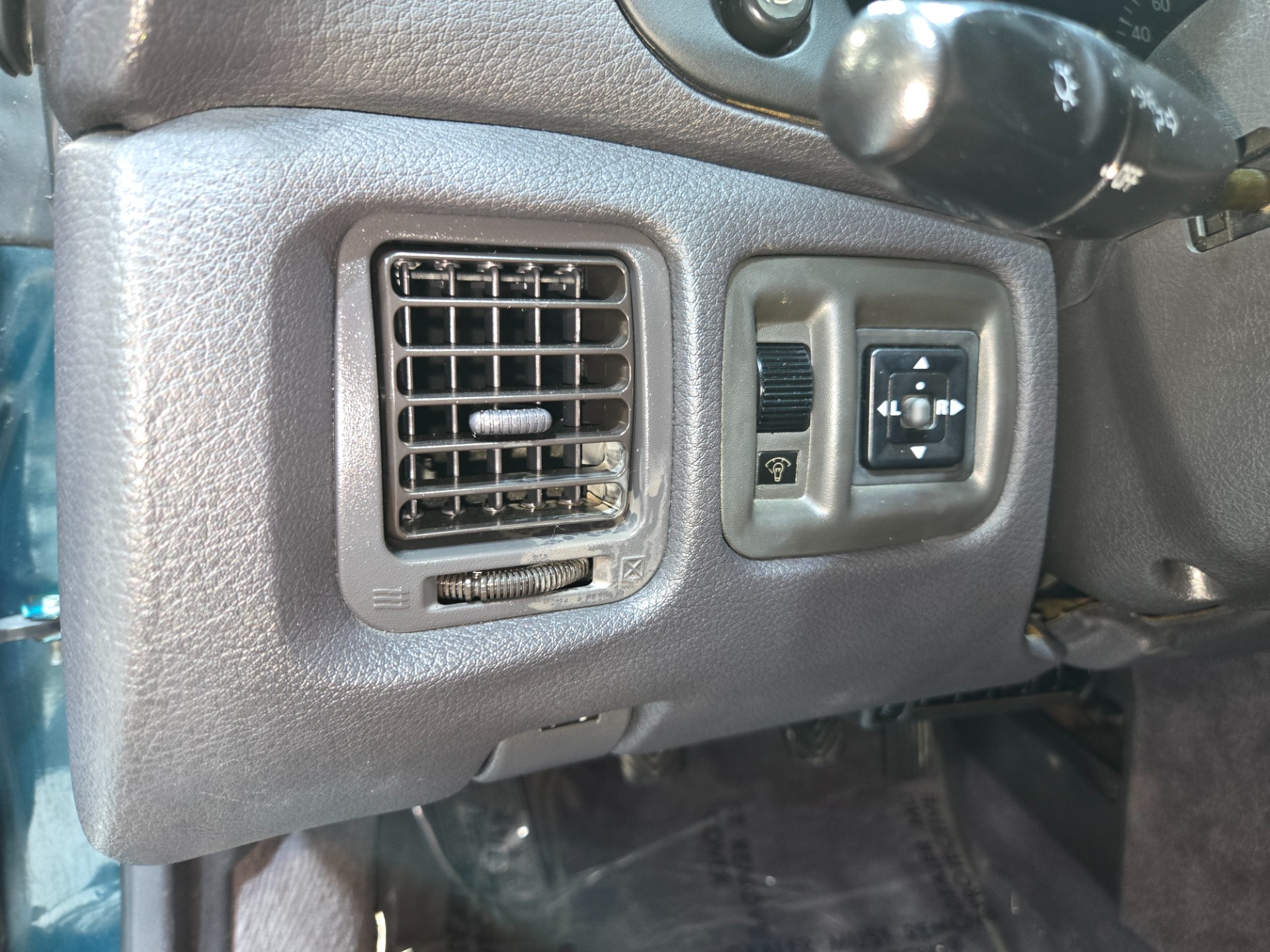 1992 Dodge Stealth 103