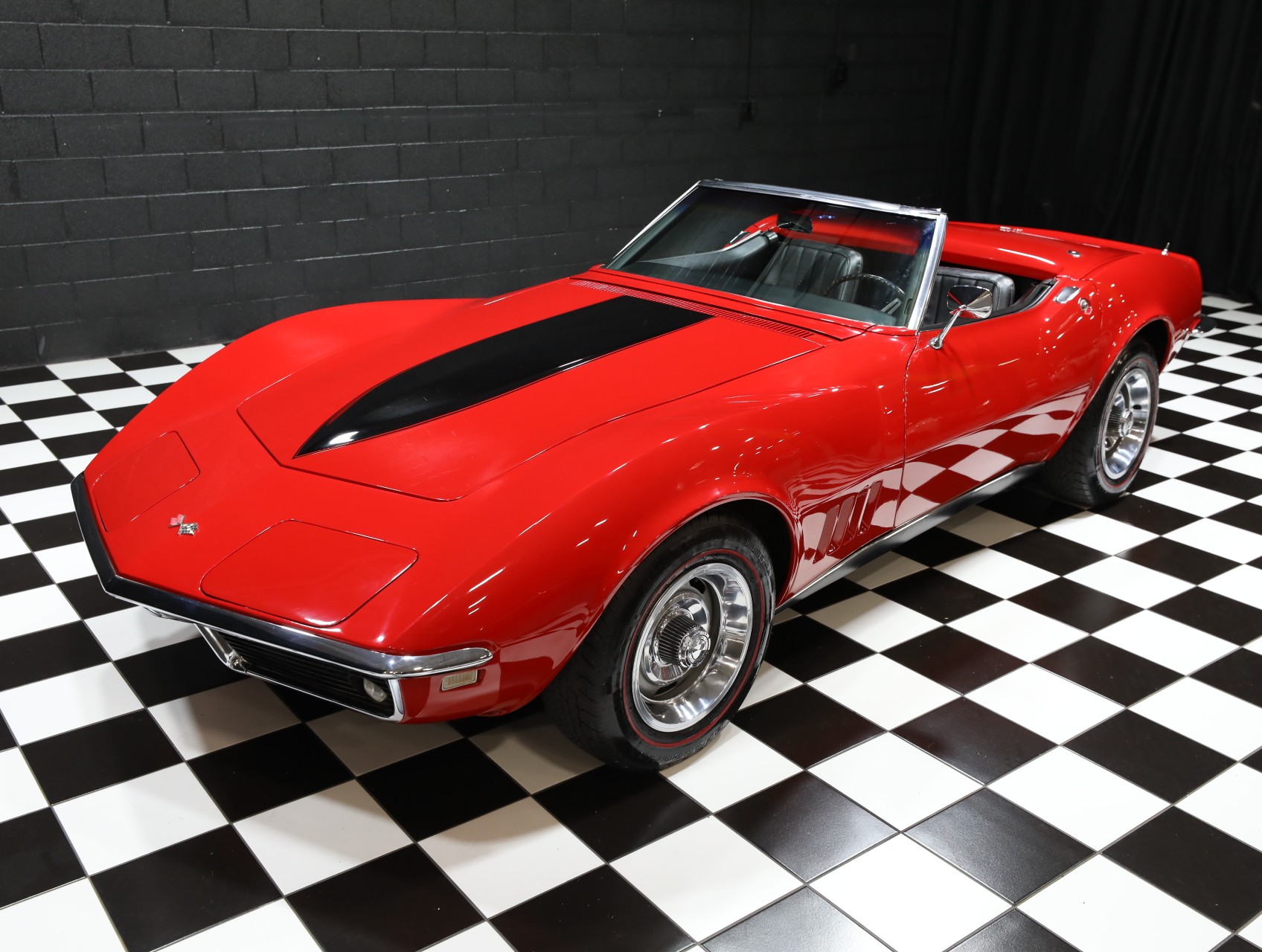1968 Chevrolet Corvette 11