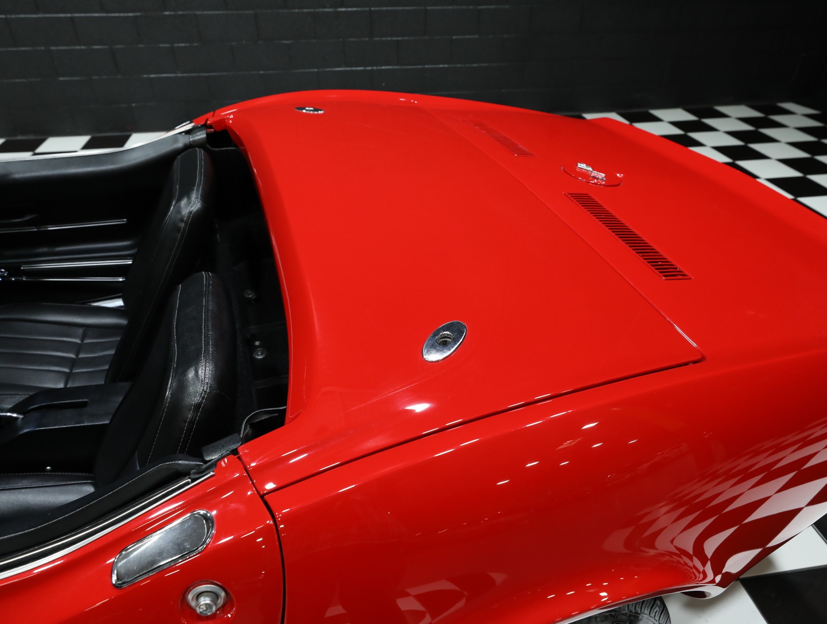 1968 Chevrolet Corvette 34