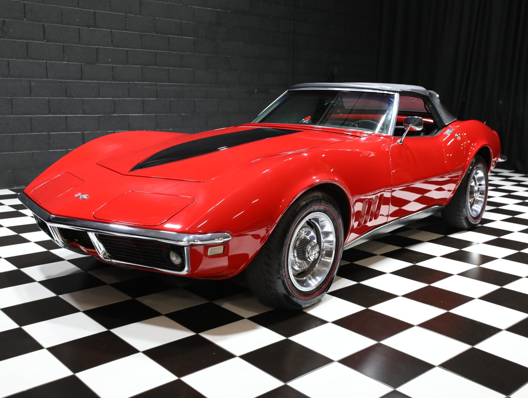 1968 Chevrolet Corvette 5