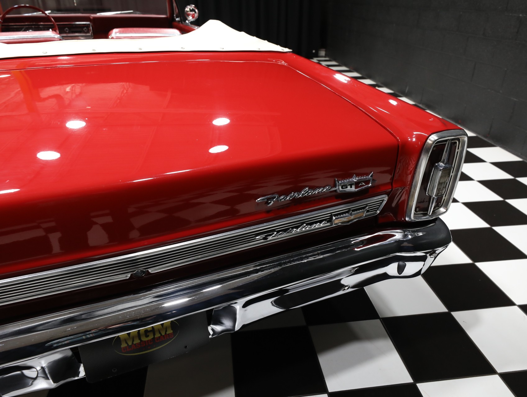 1966 Ford Fairlane 28