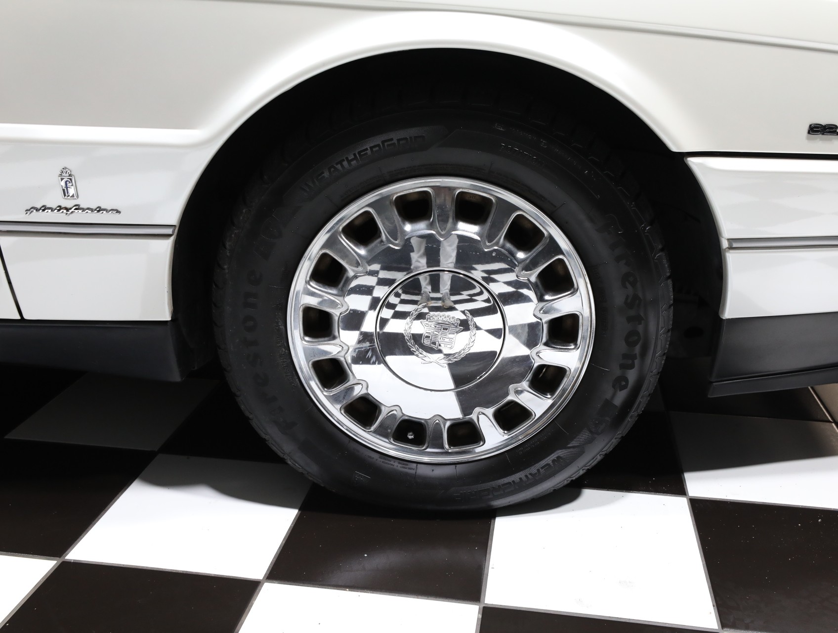 1993 Cadillac Allante 30