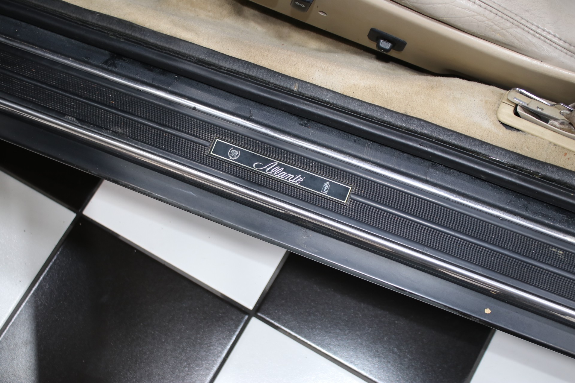 1993 Cadillac Allante 45