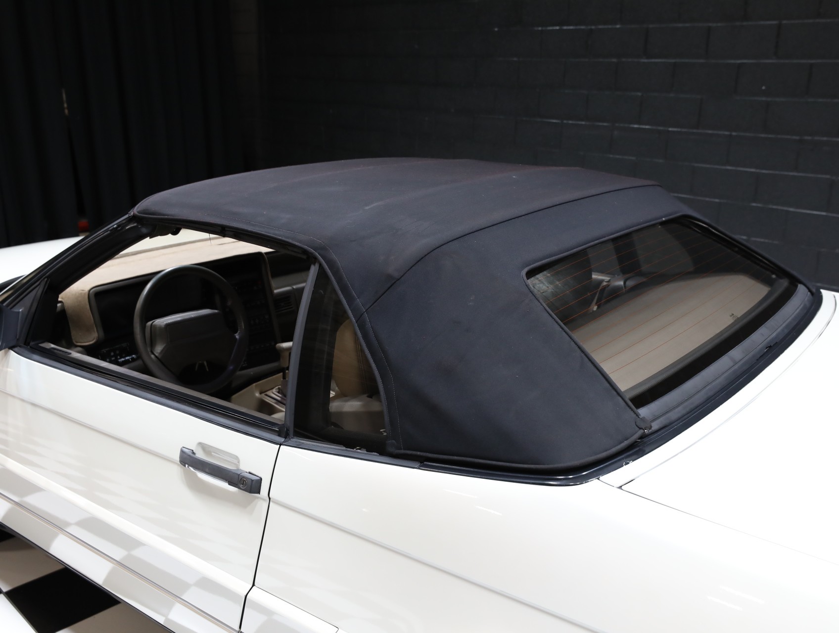 1993 Cadillac Allante 9