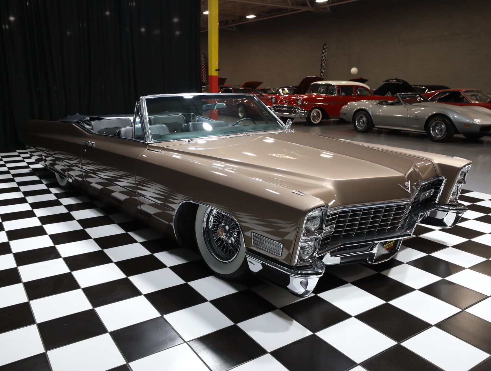 1967 Cadillac Deville 25