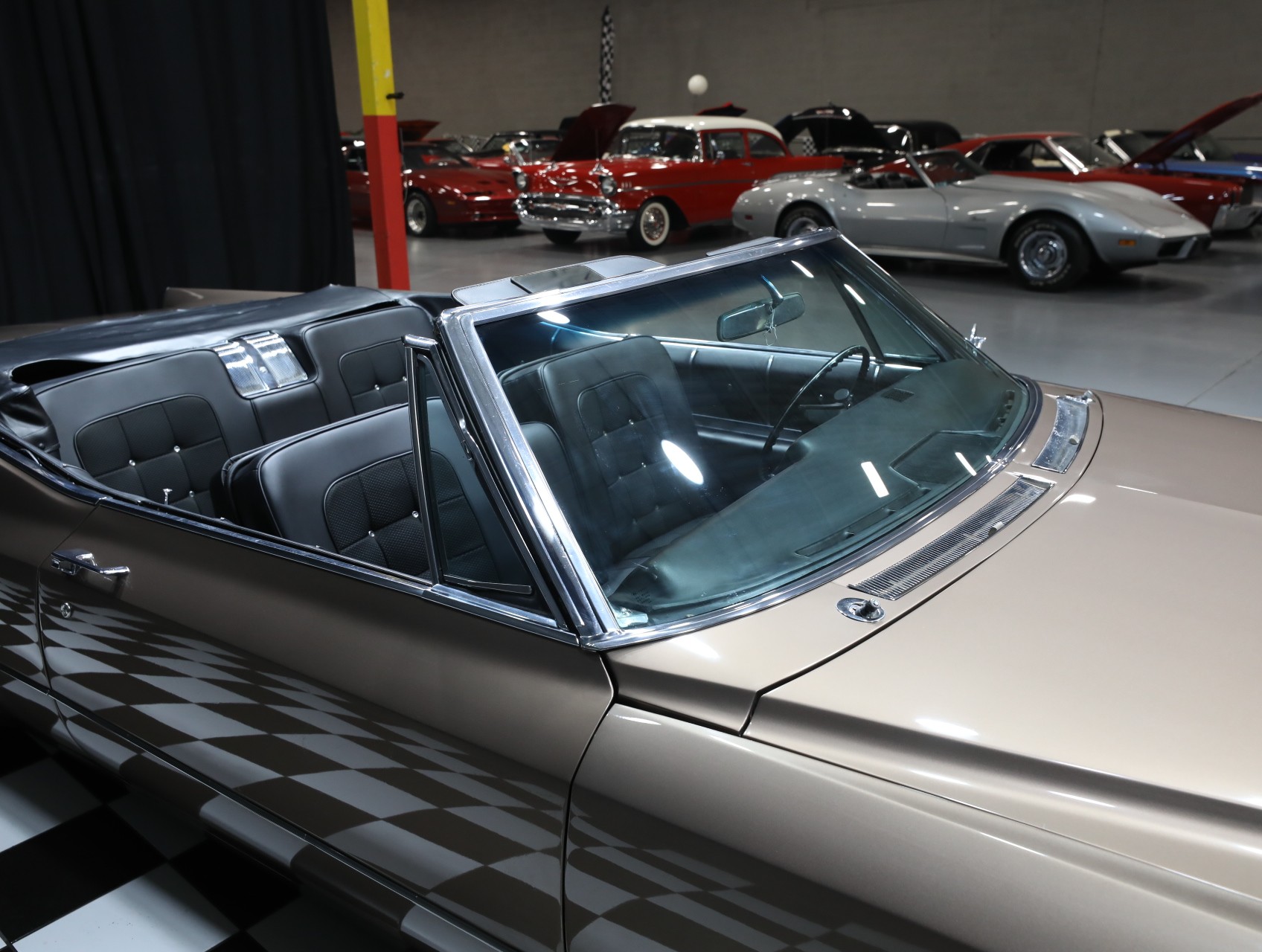 1967 Cadillac Deville 29