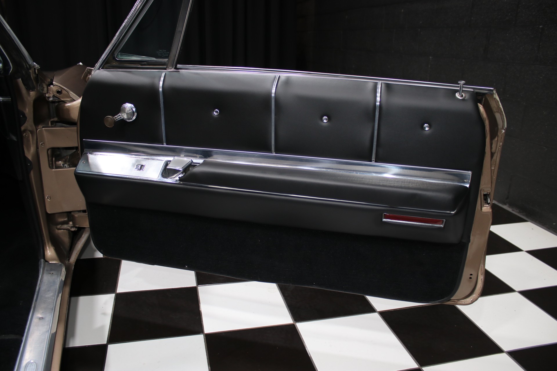 1967 Cadillac Deville 47