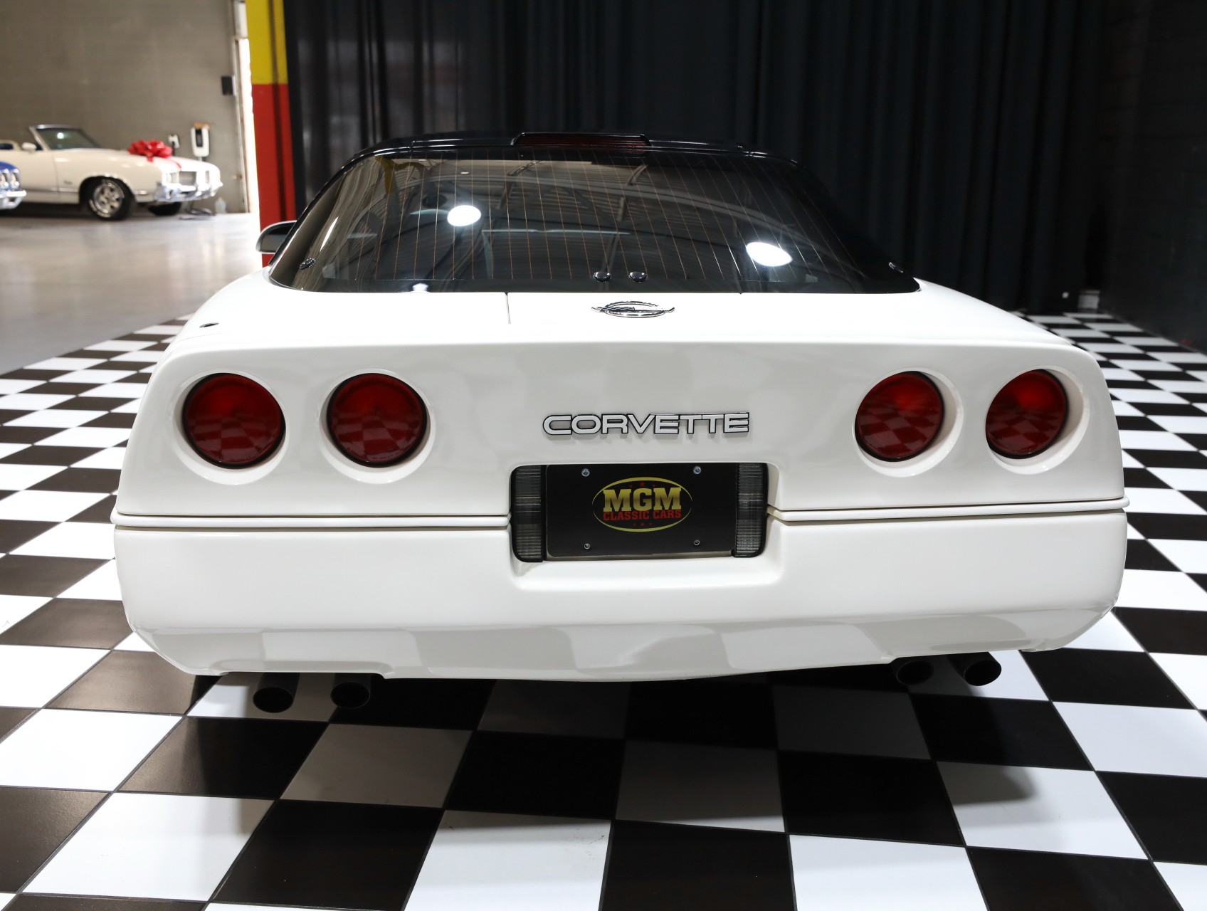 1988 Chevrolet Corvette 24