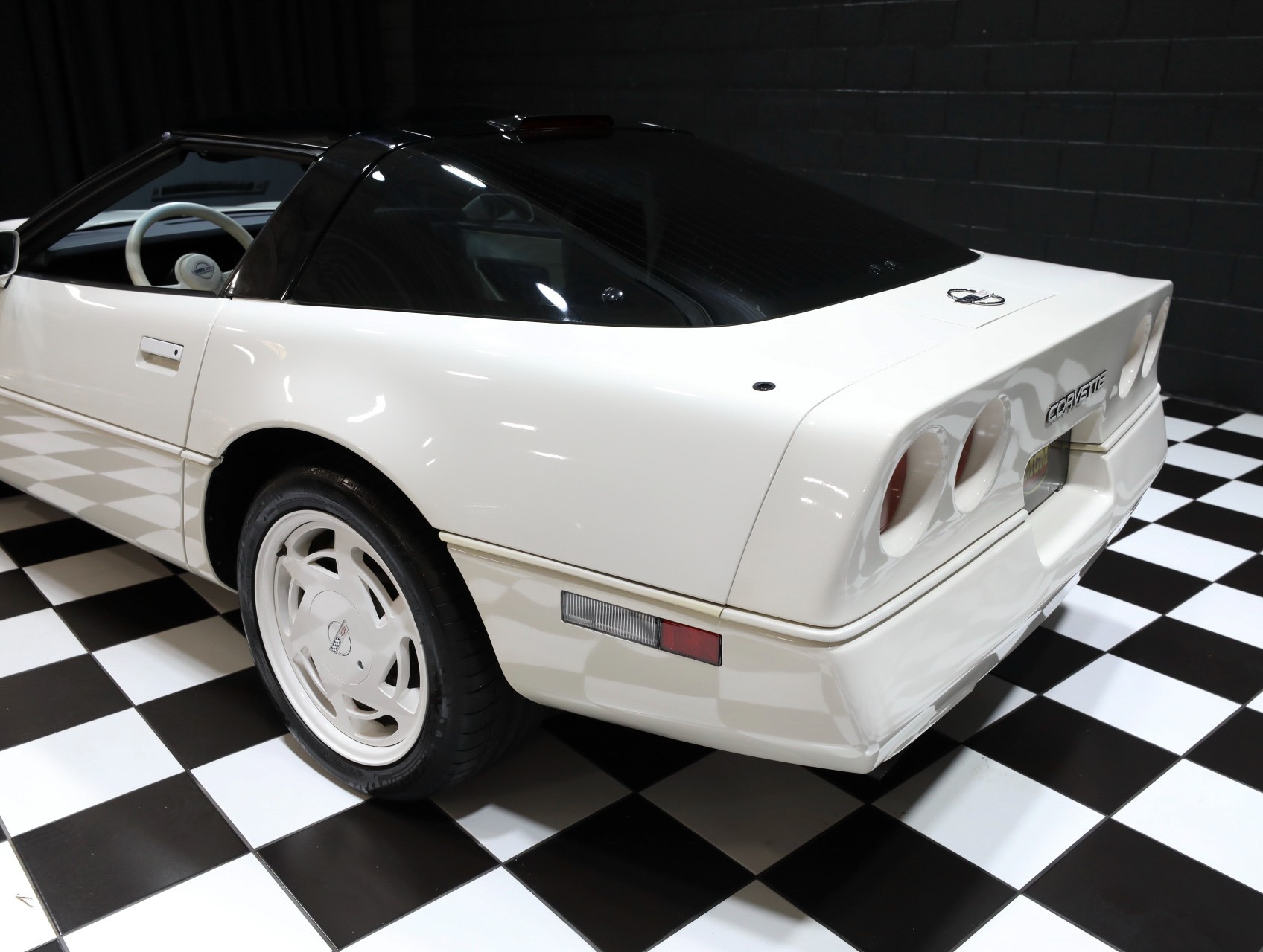 1988 Chevrolet Corvette 28
