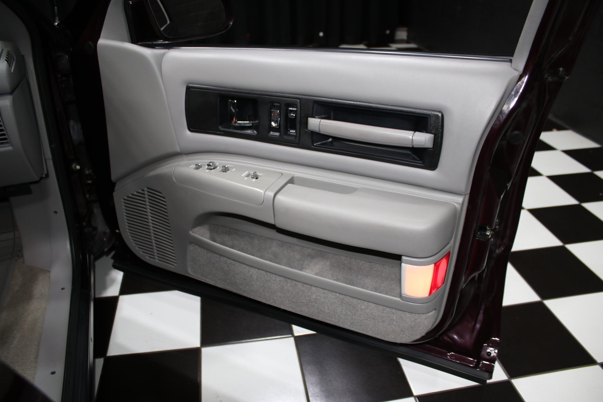 1996 Chevrolet Impala 33