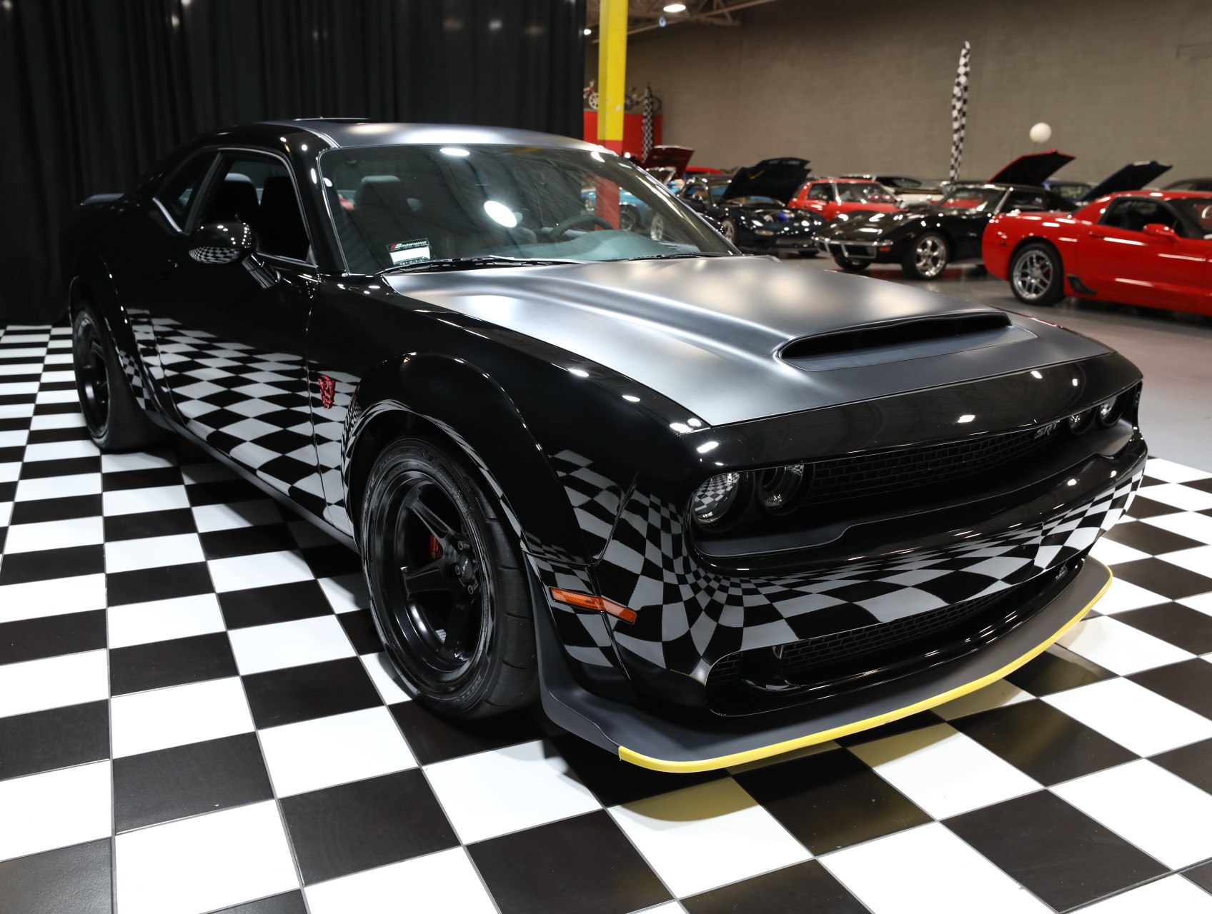 2018 Dodge Challenger 14