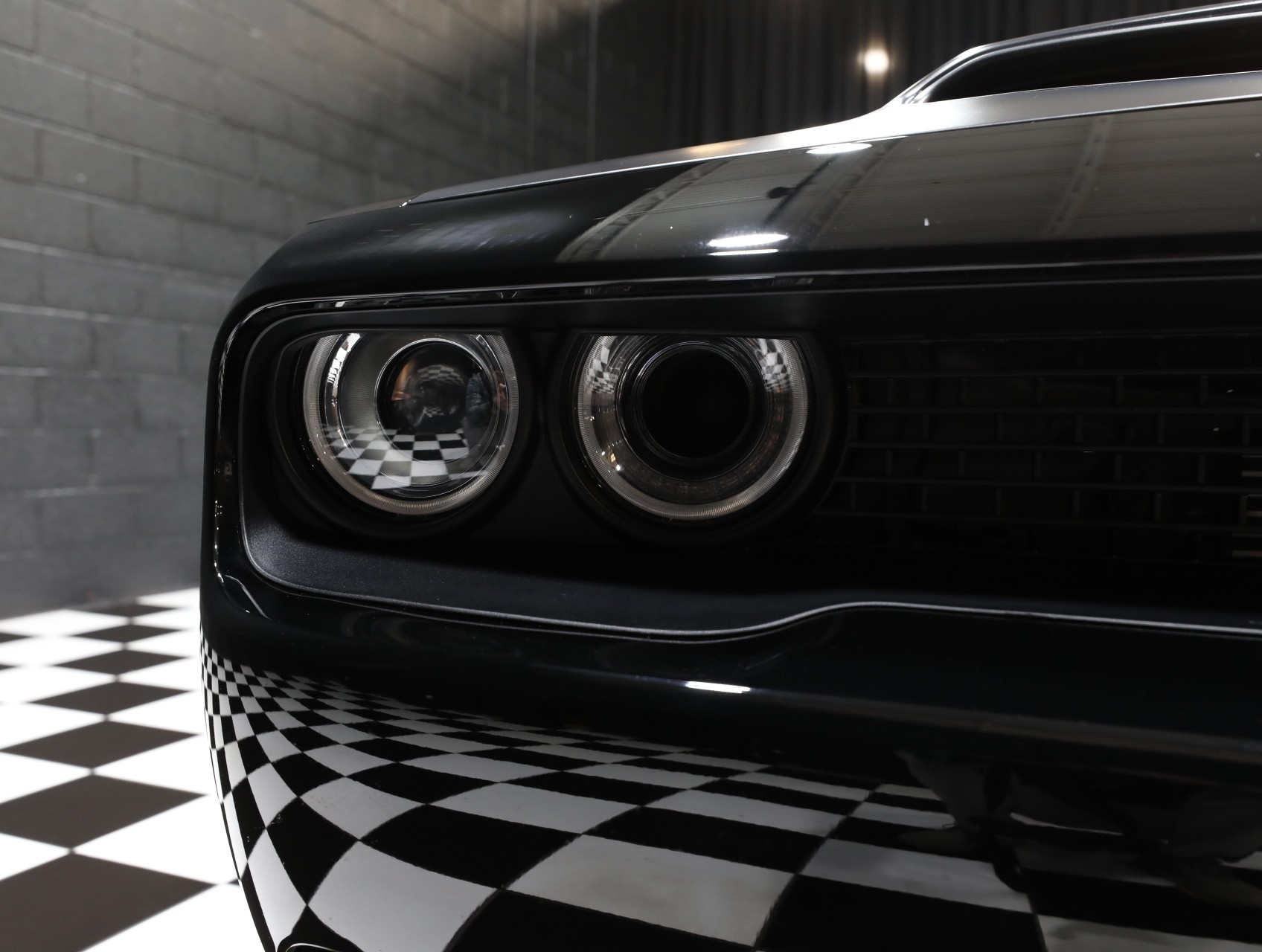2018 Dodge Challenger 16