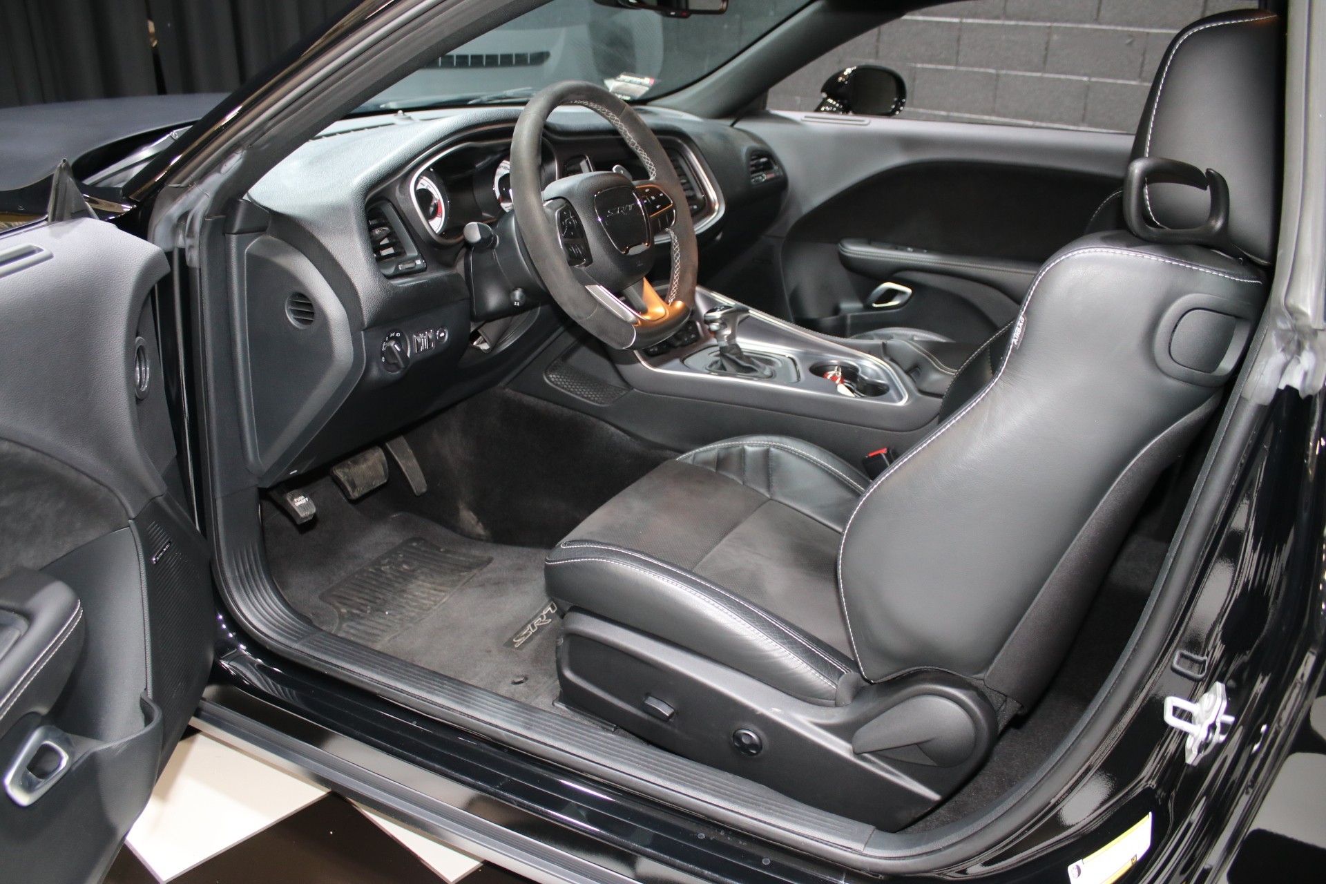 2018 Dodge Challenger 4