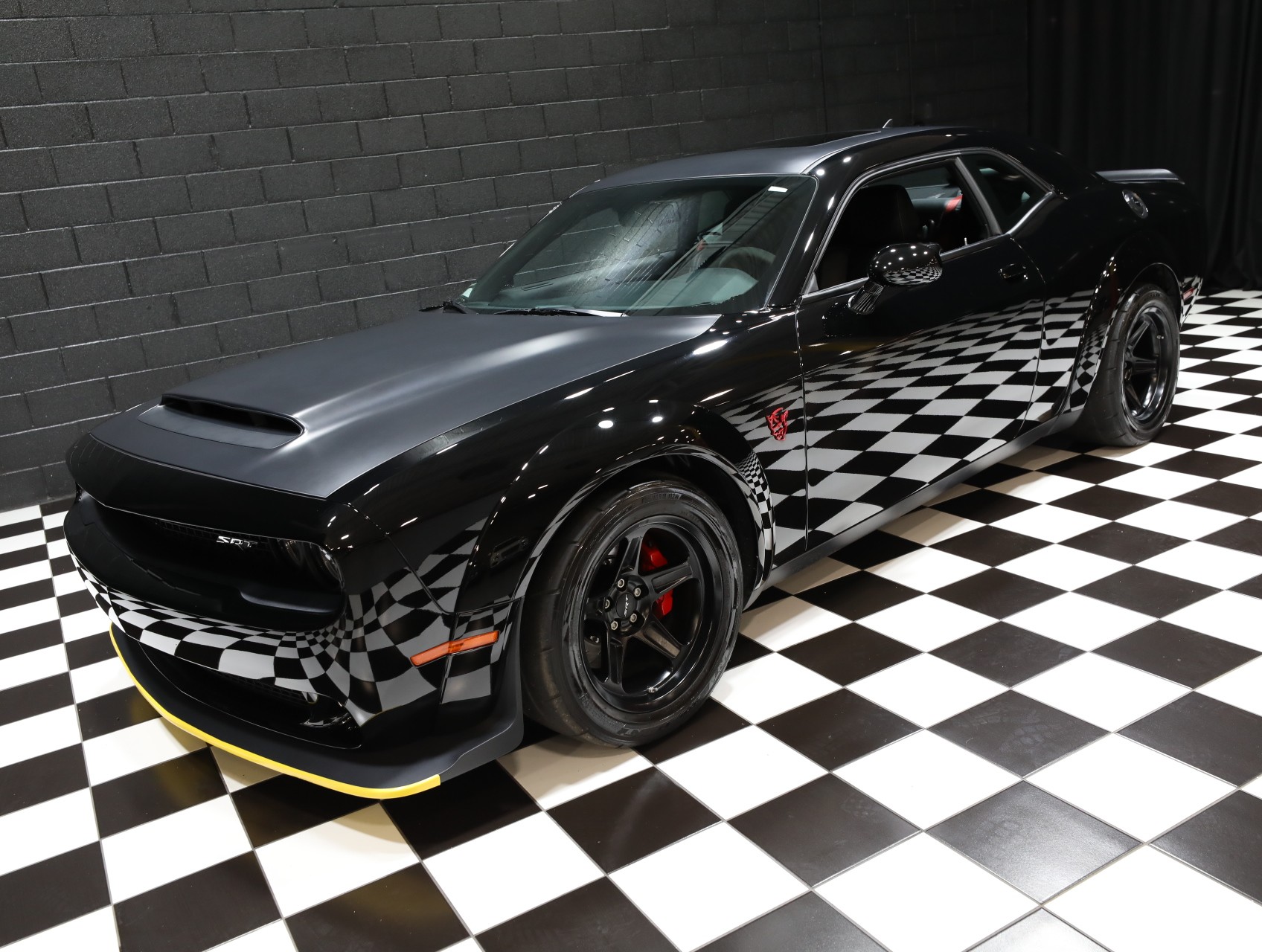 2018 Dodge Challenger 9