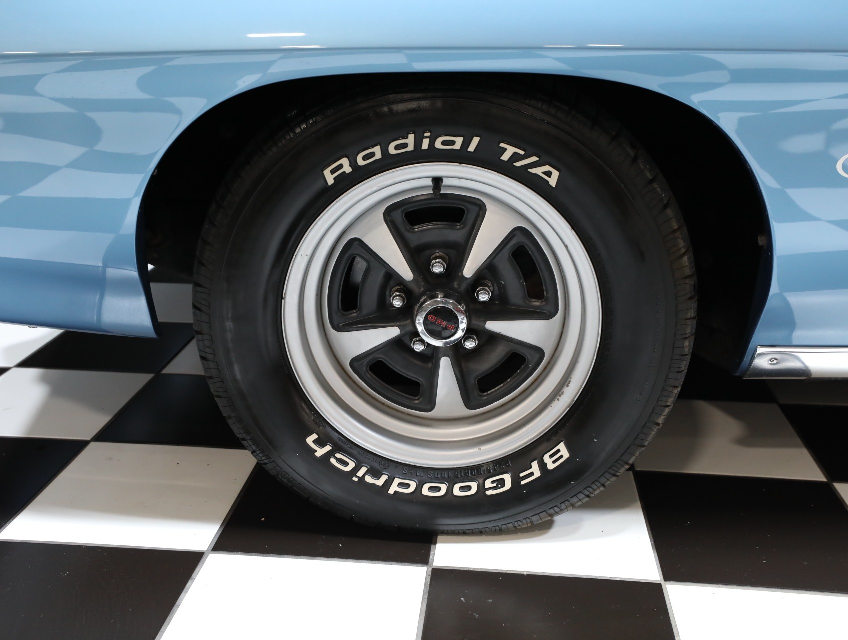 1970 Pontiac GTO 33