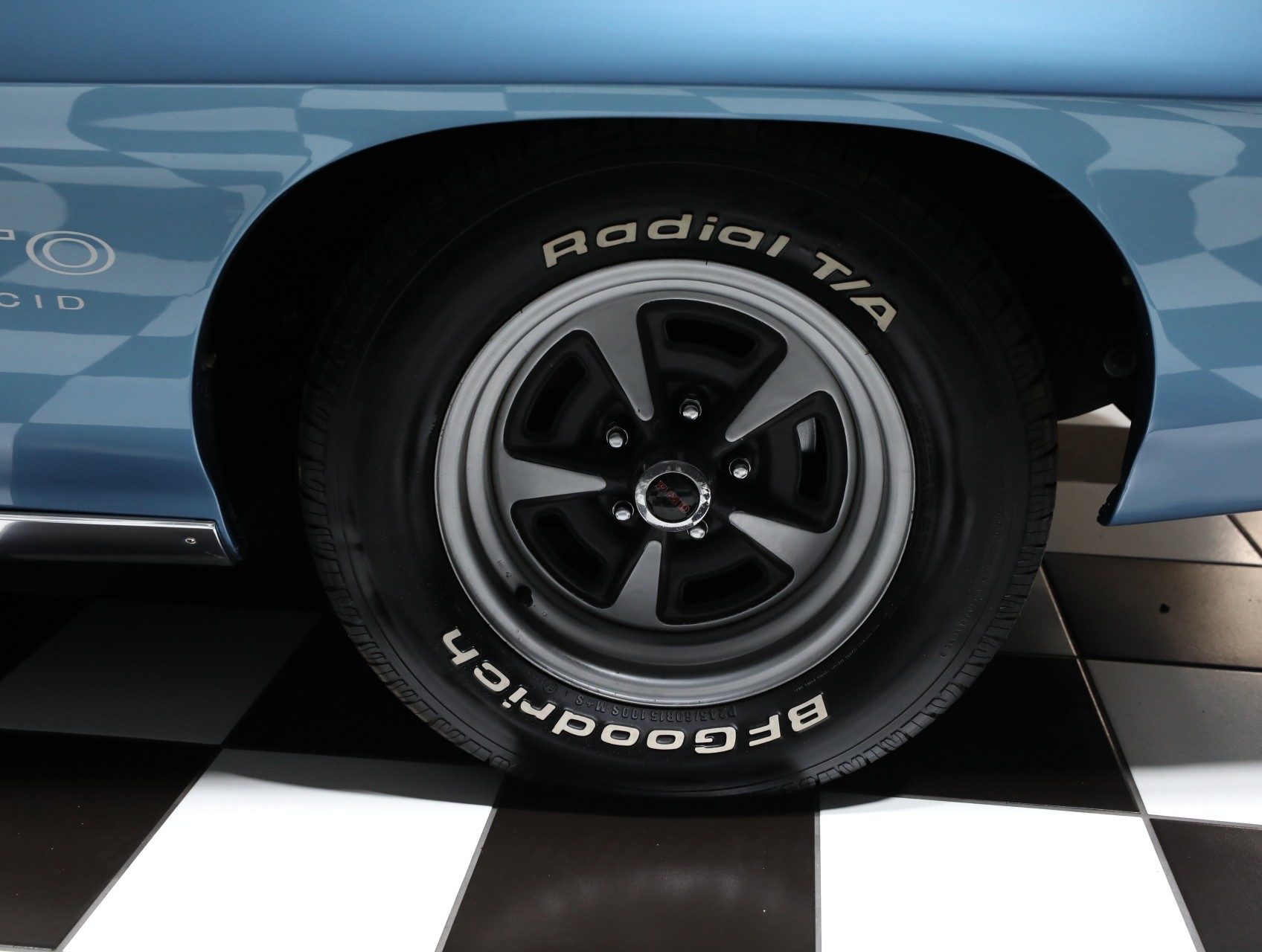 1970 Pontiac GTO 34