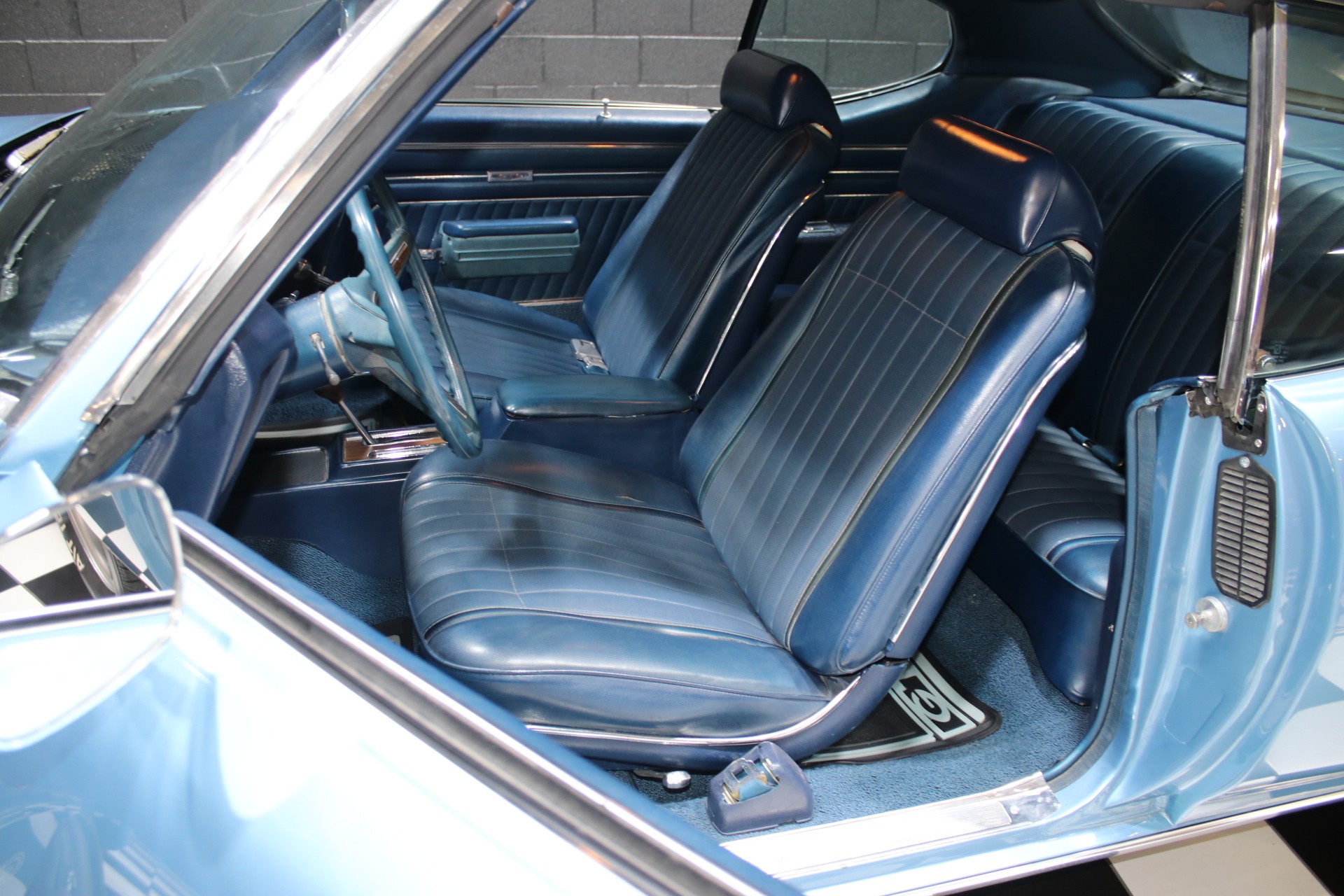 1970 Pontiac GTO 53
