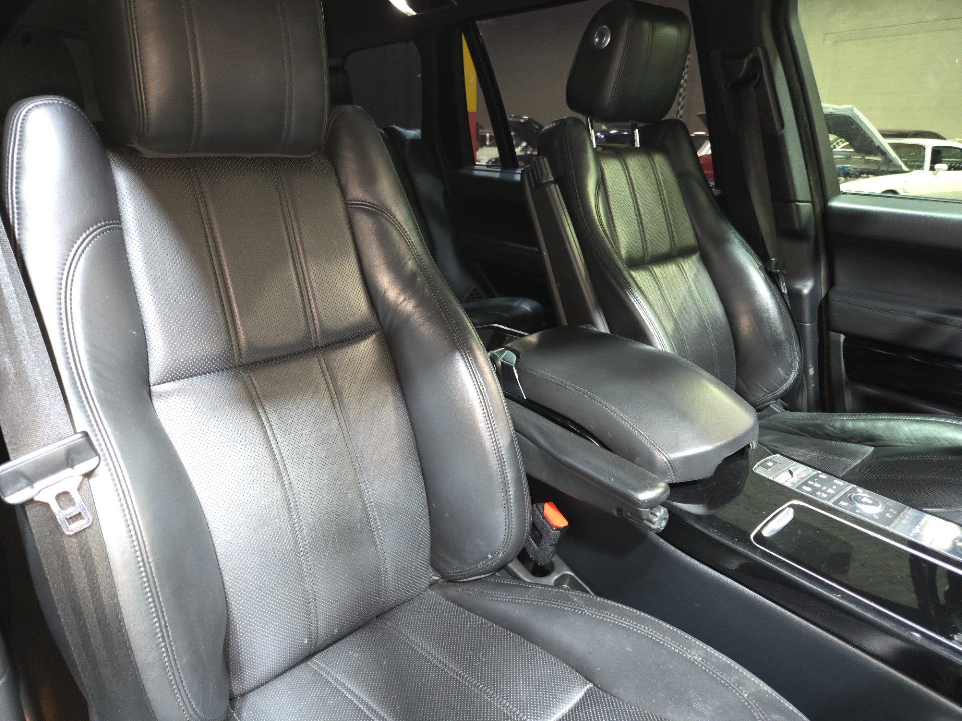 2016 Land Rover Range Rover 101