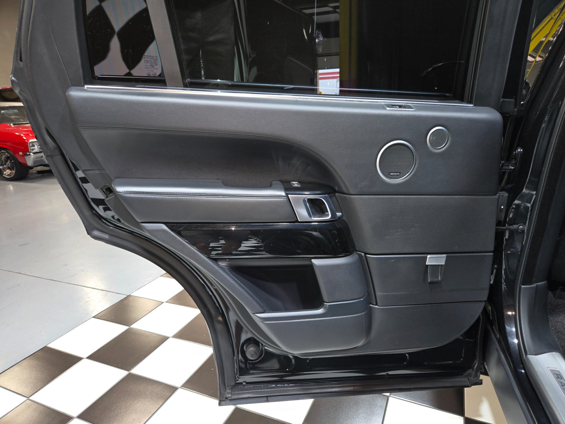 2016 Land Rover Range Rover 121