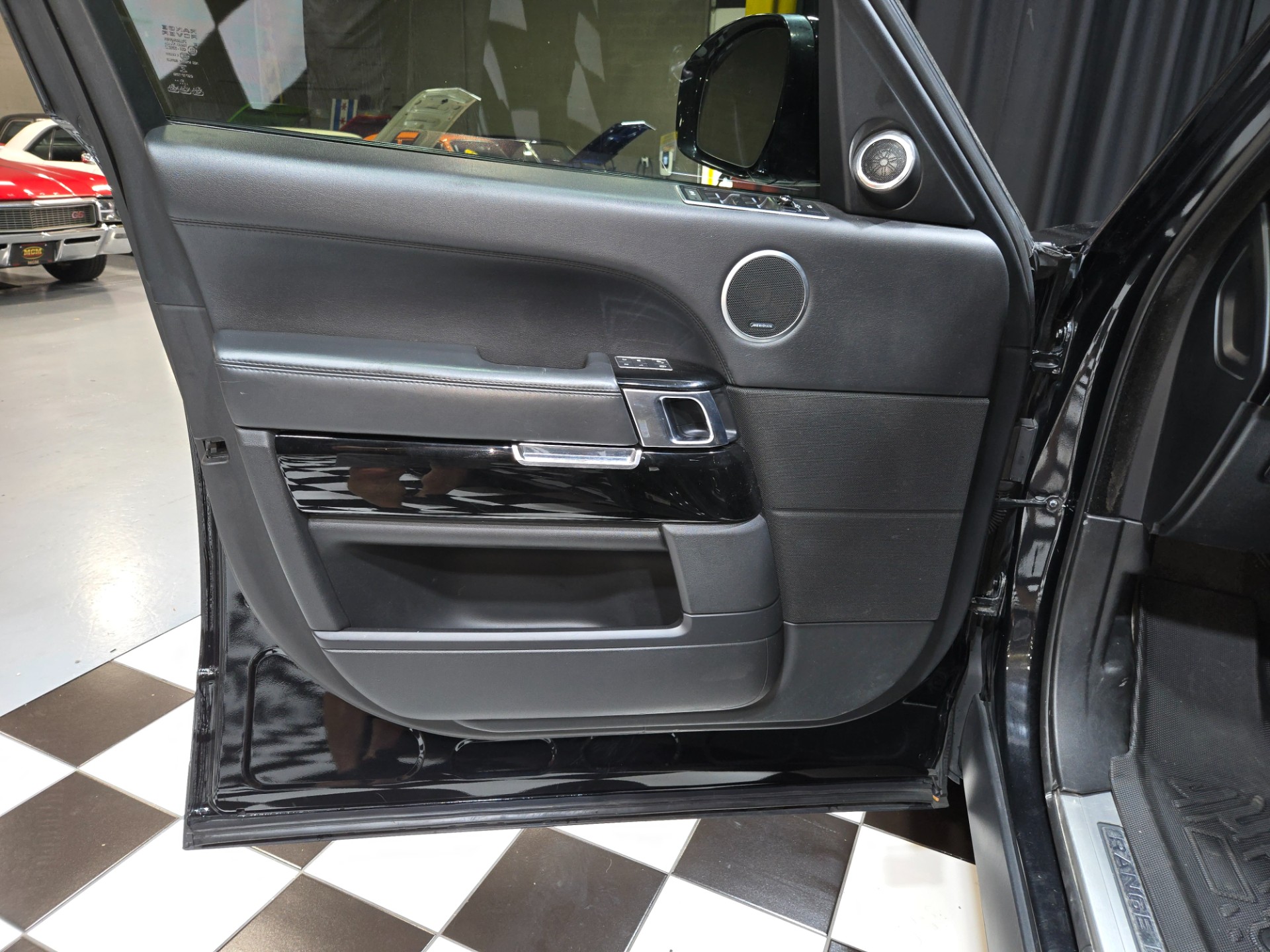 2016 Land Rover Range Rover 125