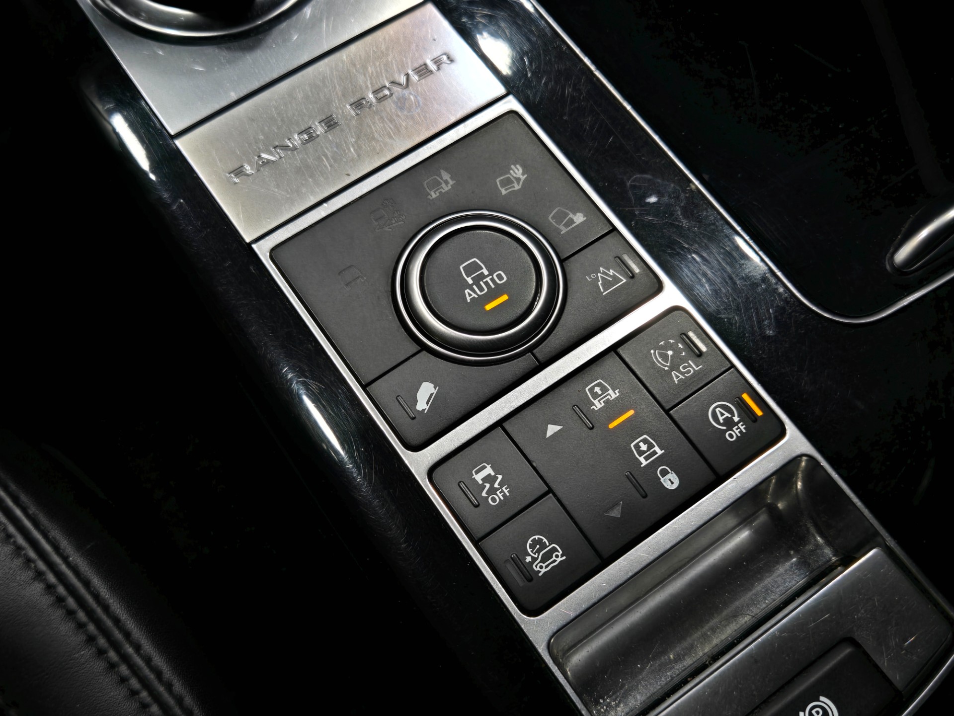 2016 Land Rover Range Rover 140