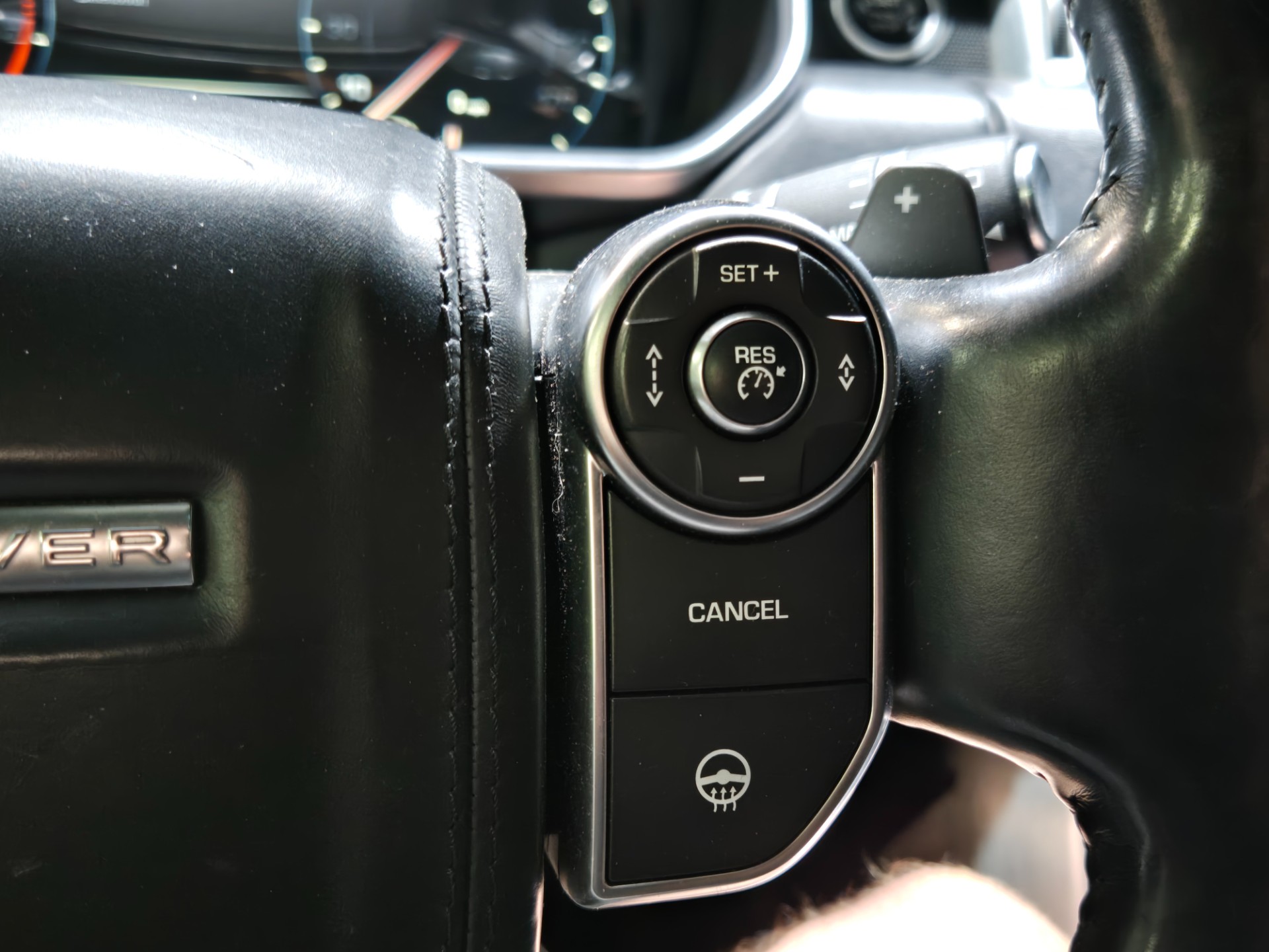 2016 Land Rover Range Rover 145