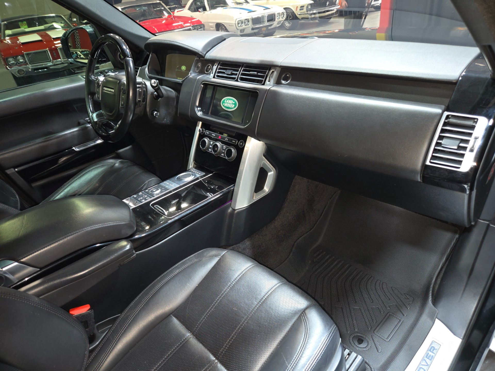 2016 Land Rover Range Rover 14