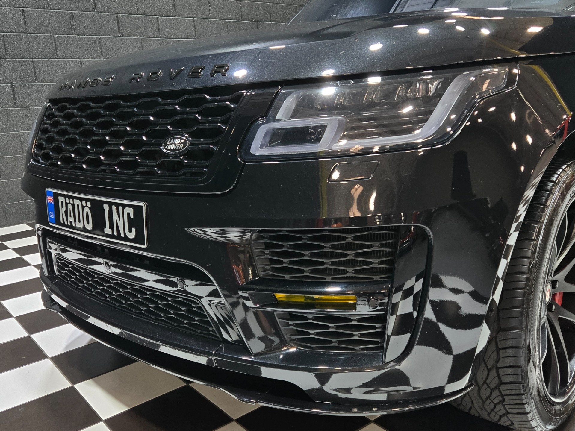 2016 Land Rover Range Rover 30