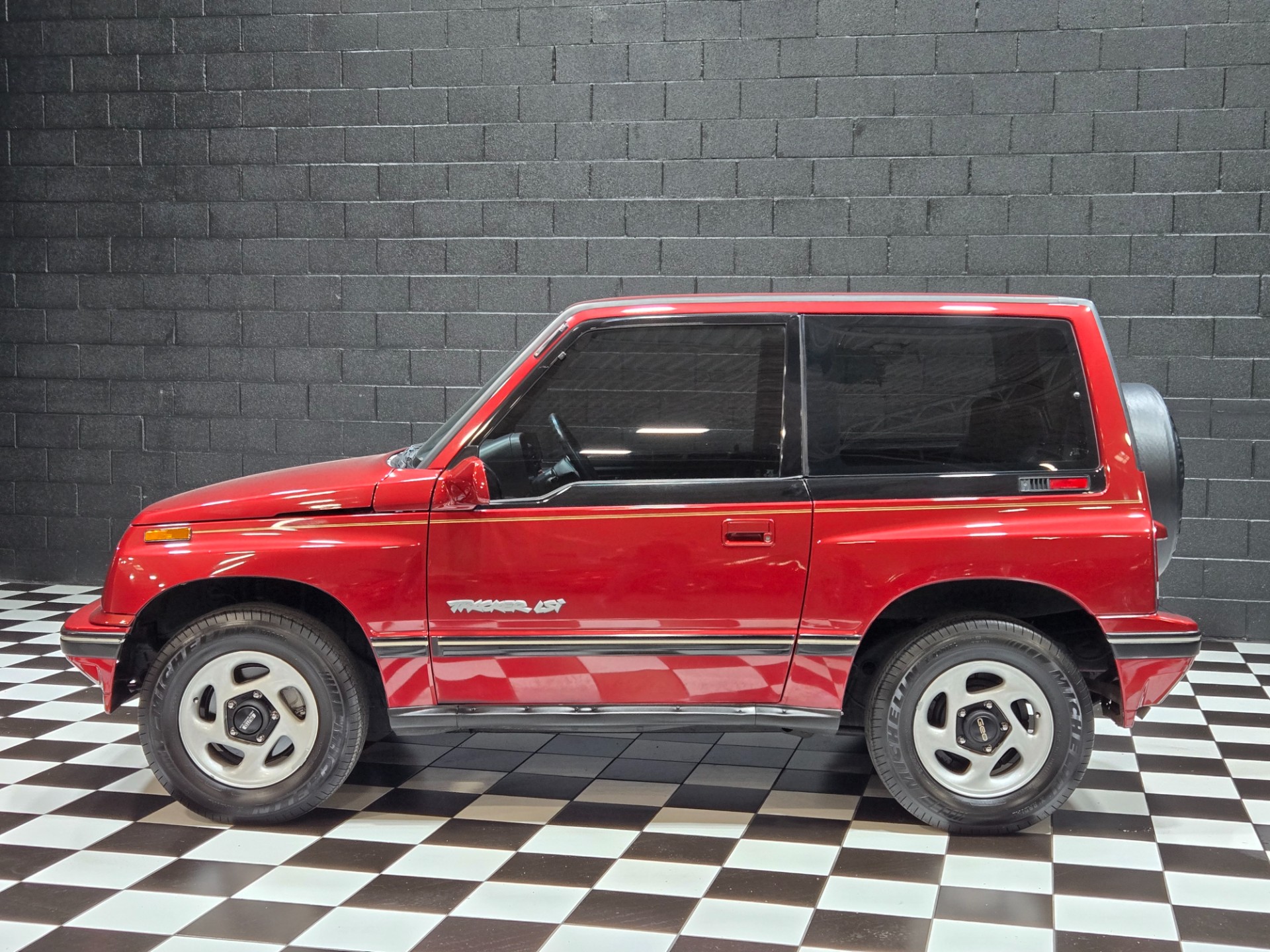 1995 Geo Tracker 2