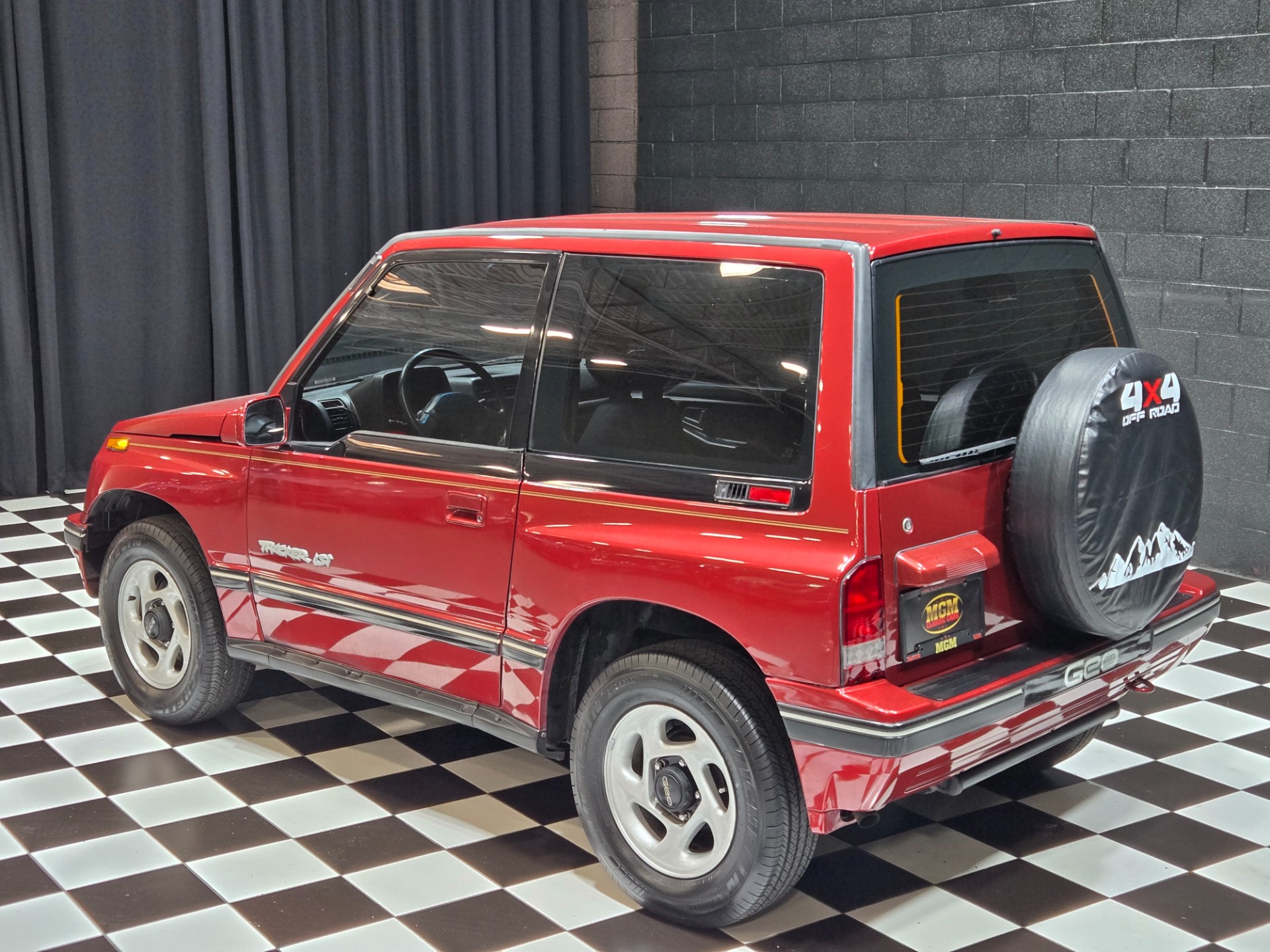 1995 Geo Tracker 31