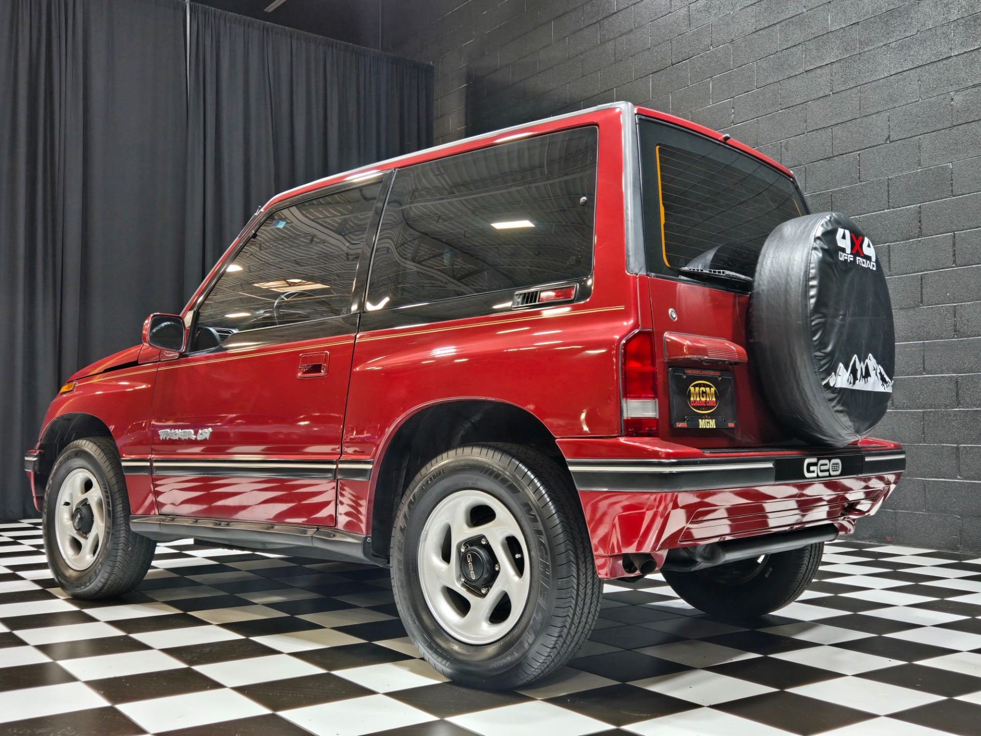1995 Geo Tracker 32
