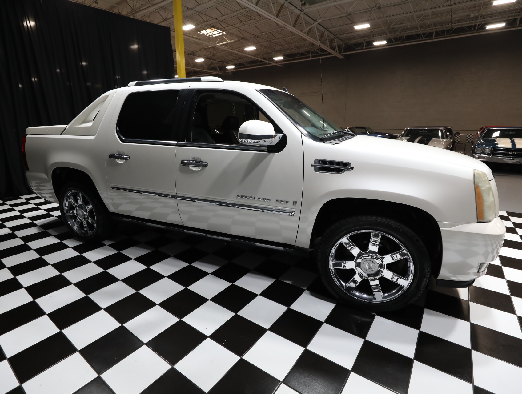 2007 Cadillac Escalade EXT 14