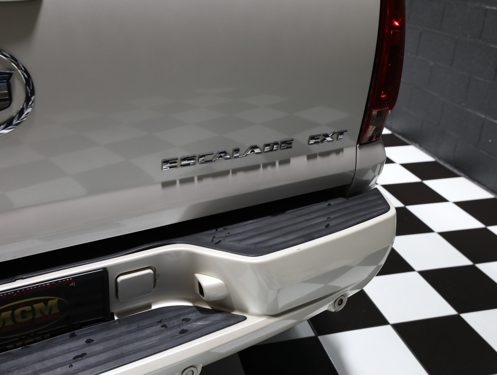 2007 Cadillac Escalade EXT 19