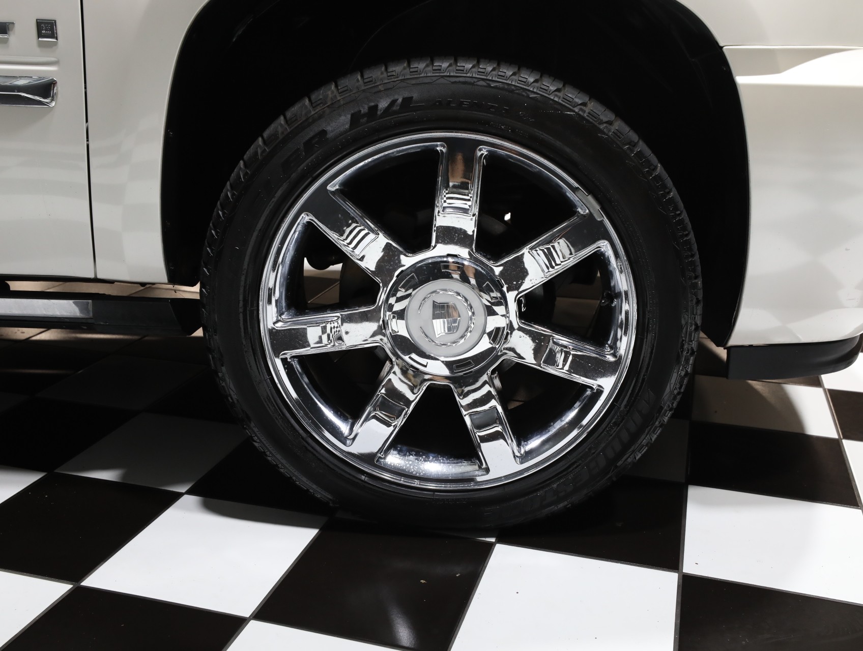 2007 Cadillac Escalade EXT 29