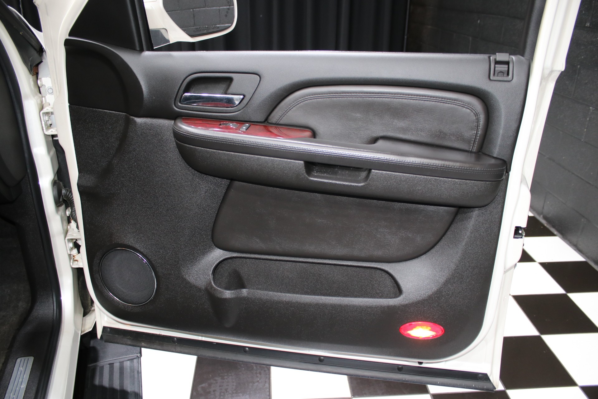 2007 Cadillac Escalade EXT 31